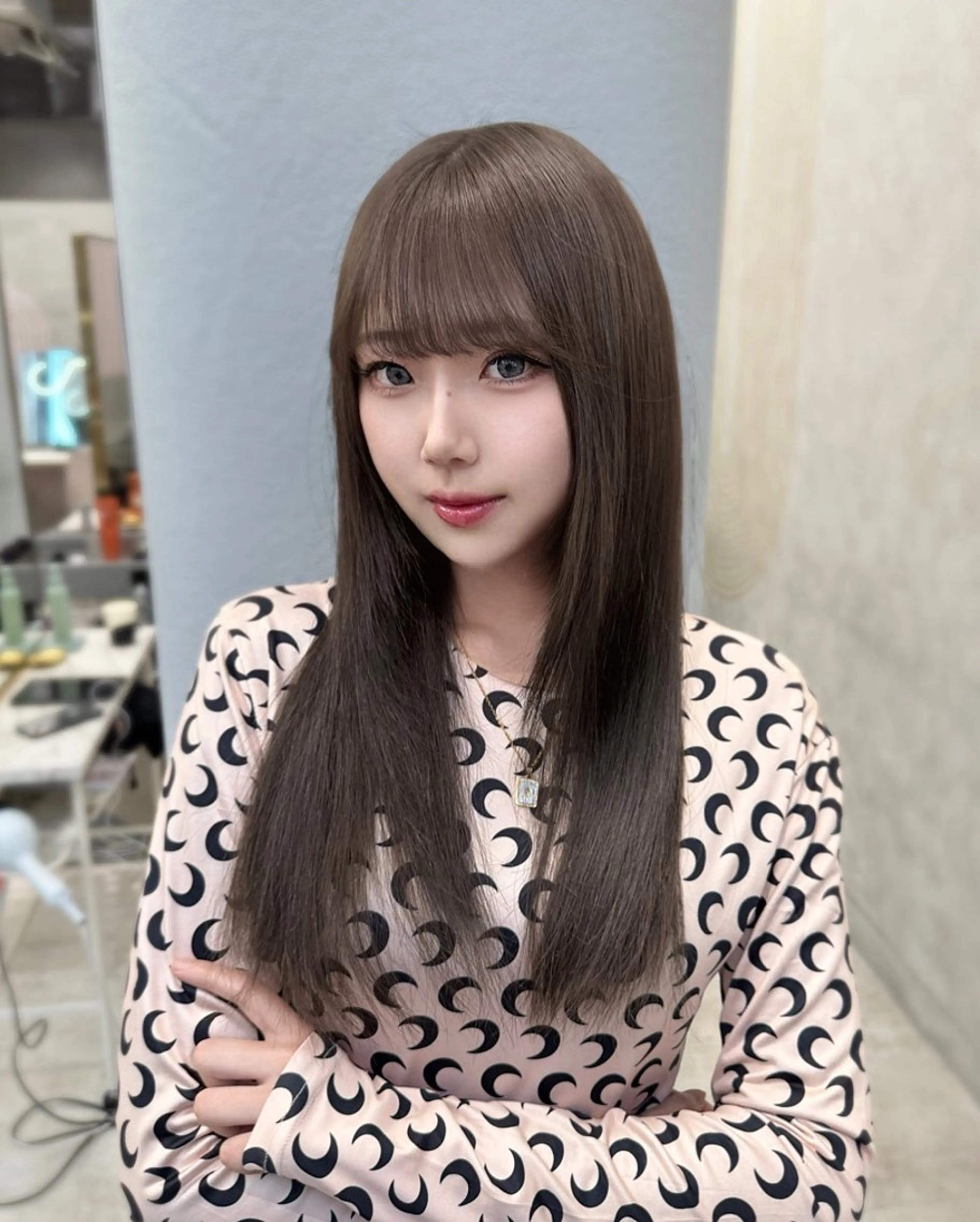 ロング ヘアカラー 𝘚𝘦𝘫𝘶𝘯 レイヤー/水光カラーのヘアスタイル