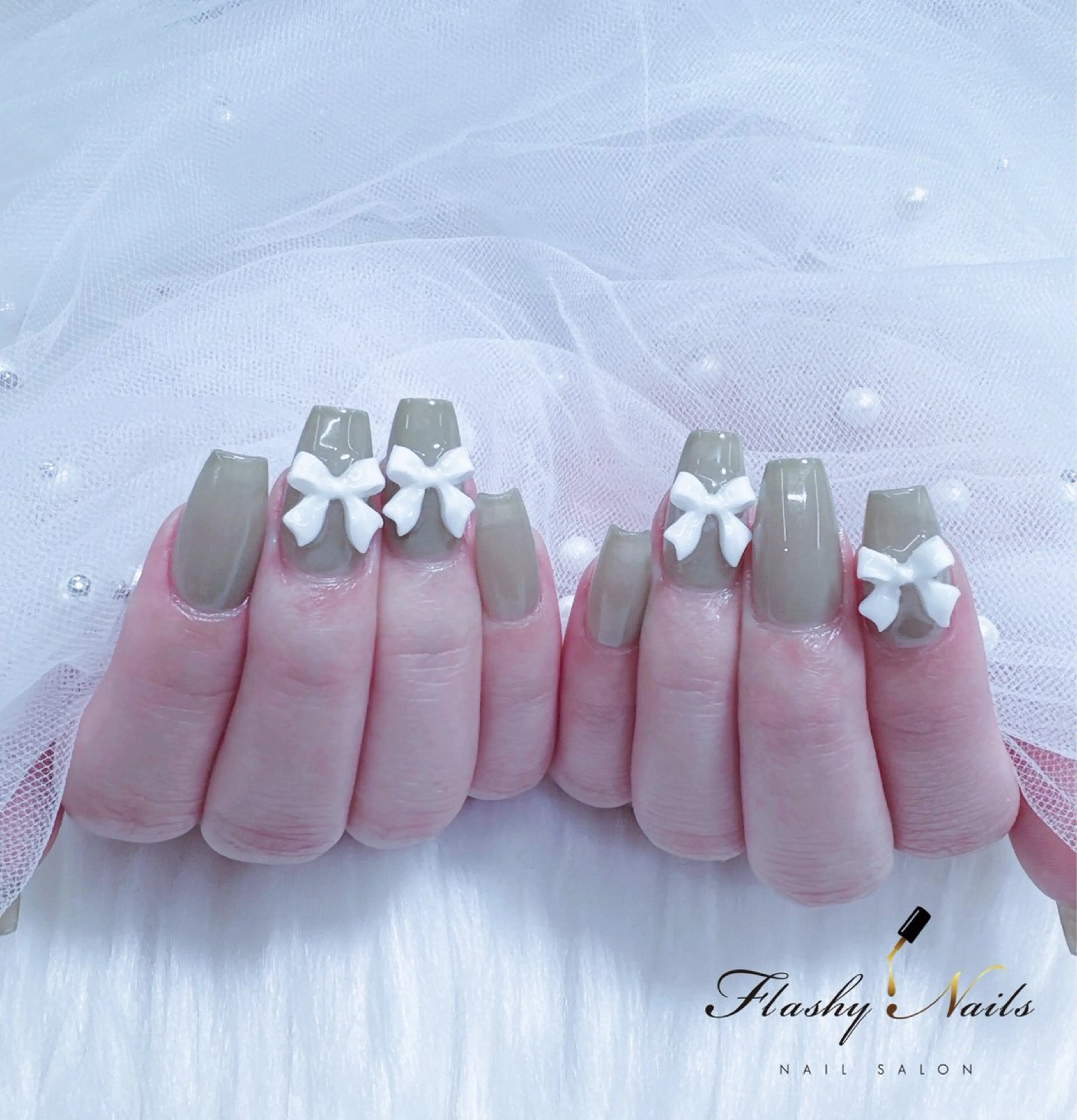 ネイル 長さ出し ワンカラーネイル FlashyNails所属・Flashy Nailsのネイルデザイン