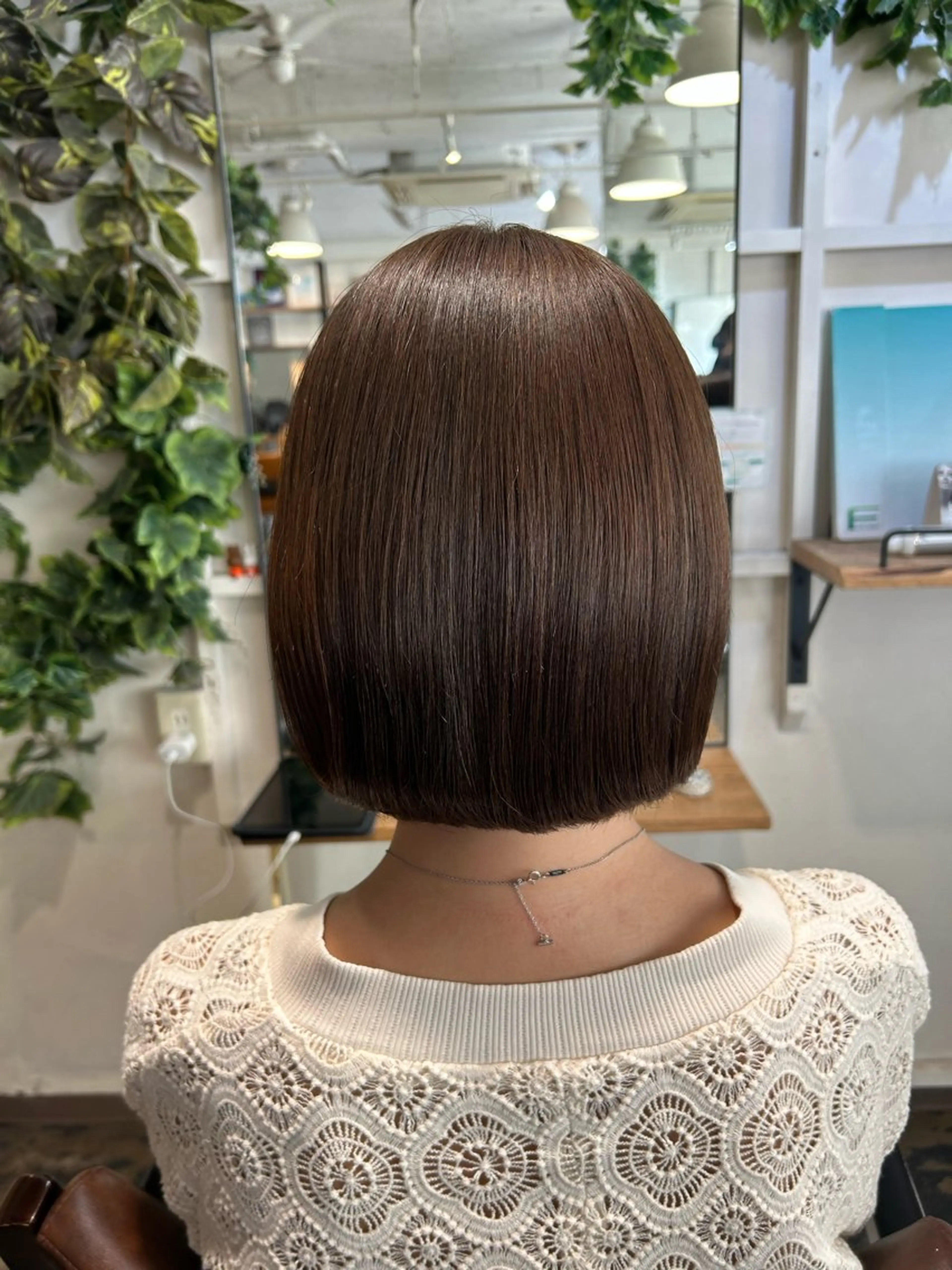 ショート カラー ヘアカラー トリートメント 艶髪/レイヤー 🦋MIYUUのヘアスタイル