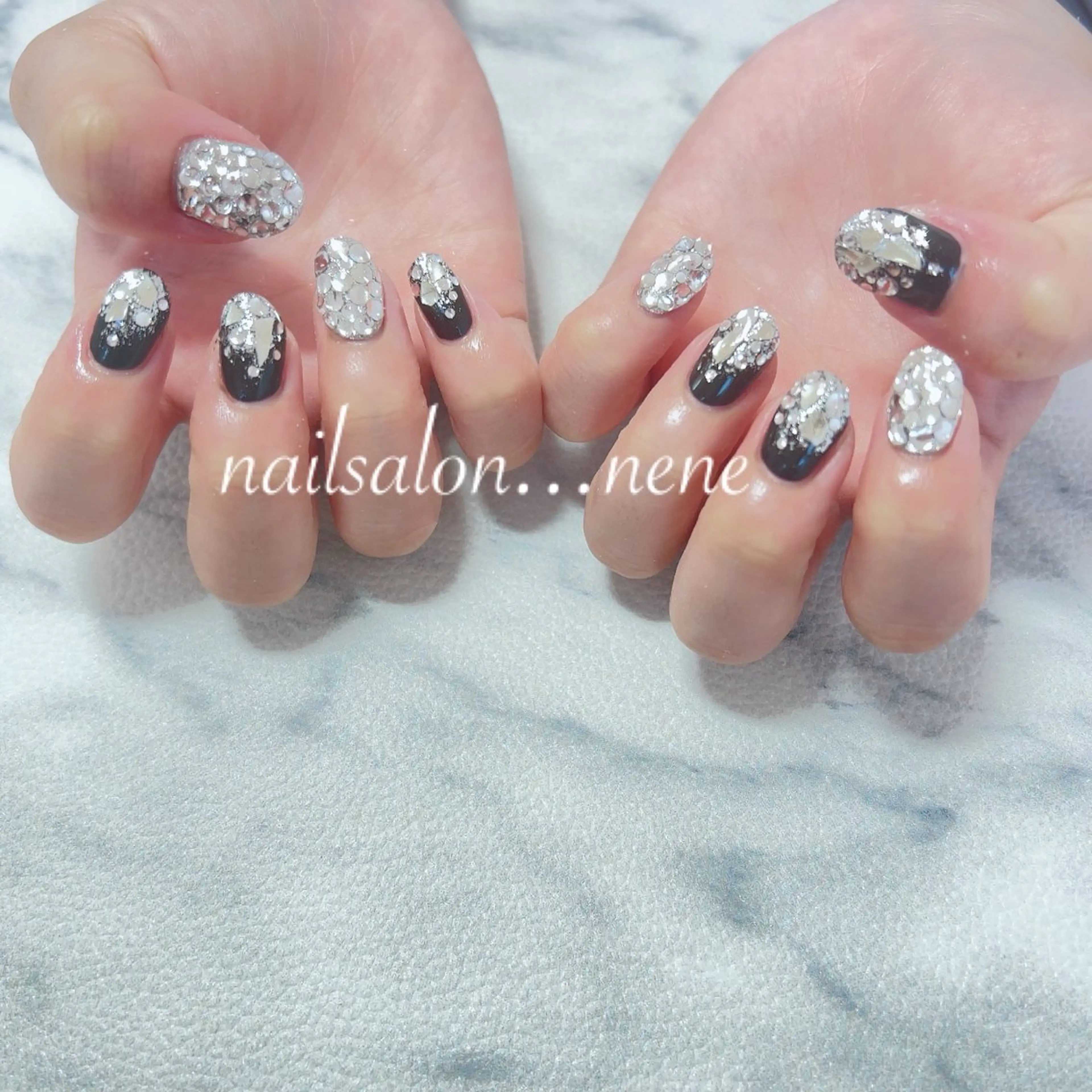 ネイル キラキラネイル nailsalon ...neneのネイルデザイン