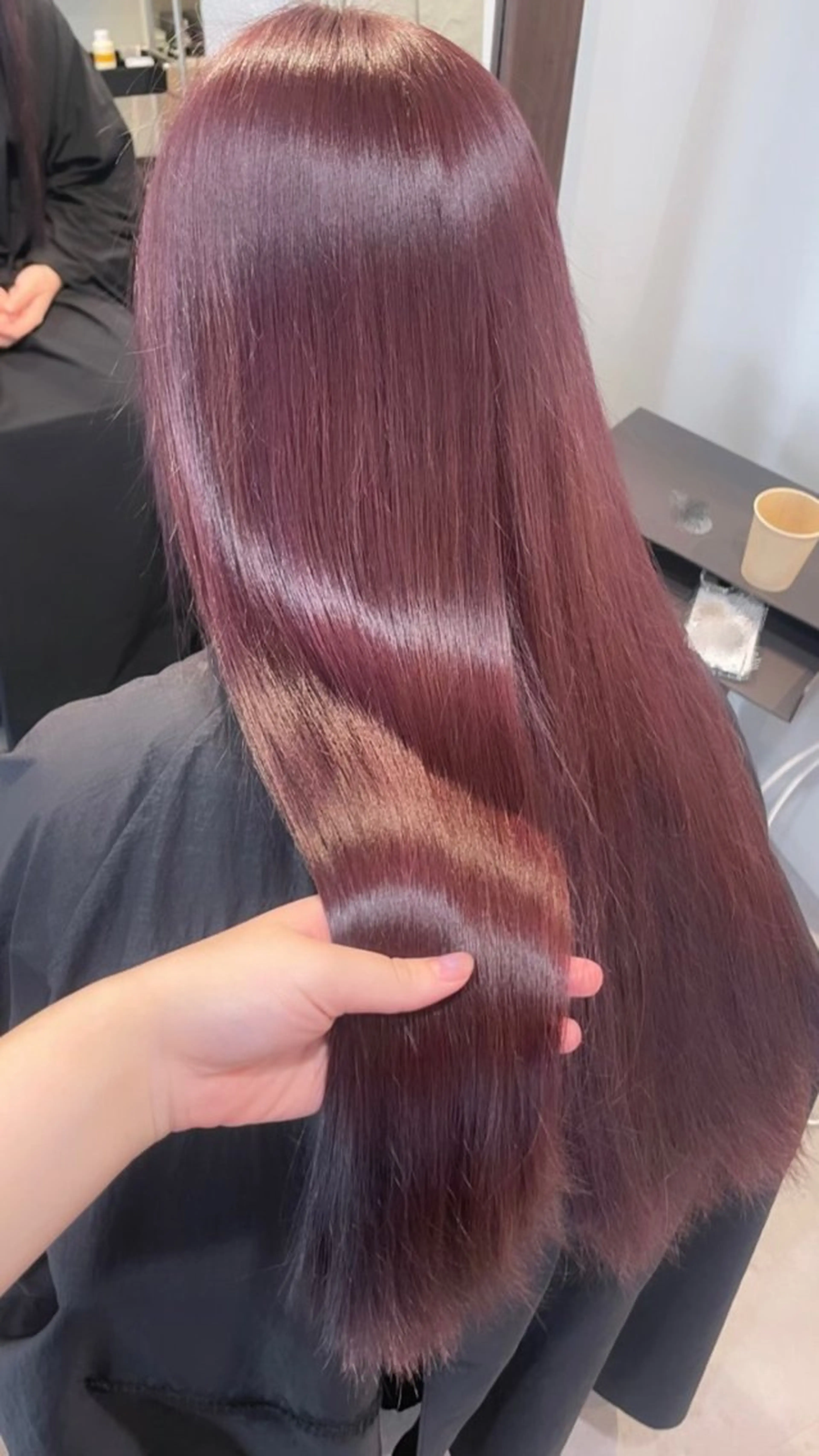 ロング カラー ヘアカラー トリートメント 若月 あやかのヘアスタイル