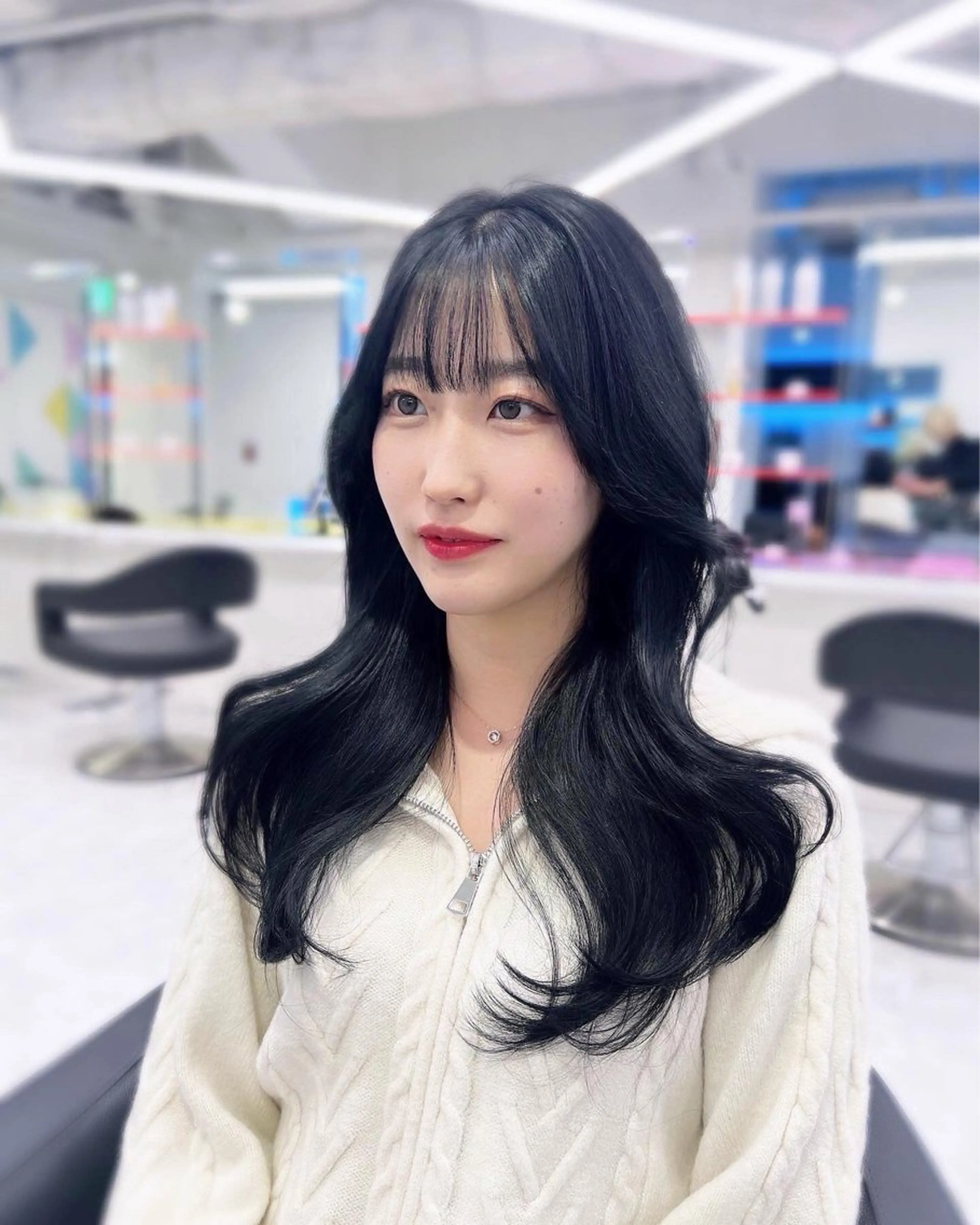 ロング カラー ヘアカラー トリートメント ヘッドスパ ヘアセット 🇨🇳中韓レイヤー 暗髪カラー🇰🇷のヘアスタイル