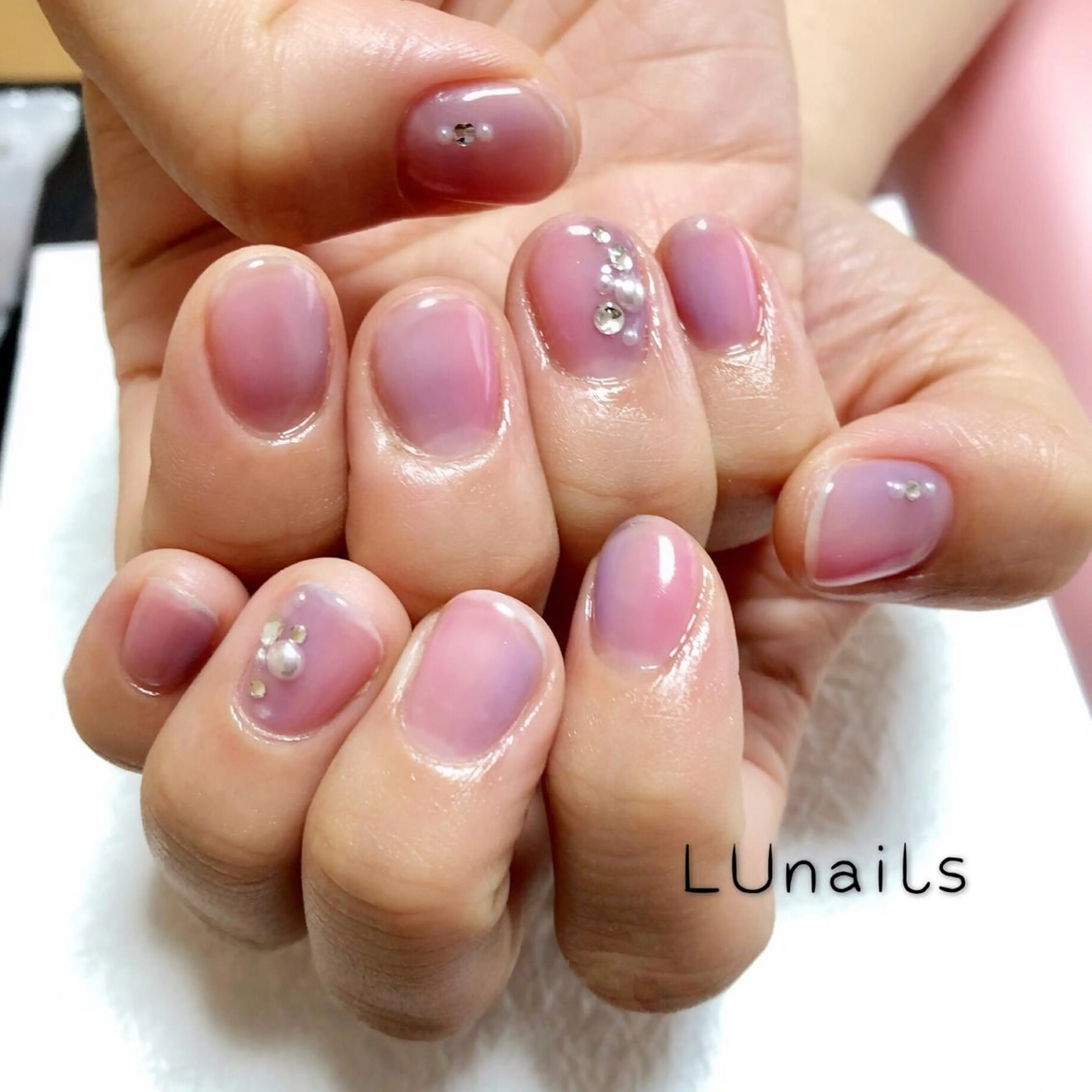 ネイル アートネイル グラデーション 春ネイル LUnails MAHOのネイルデザイン