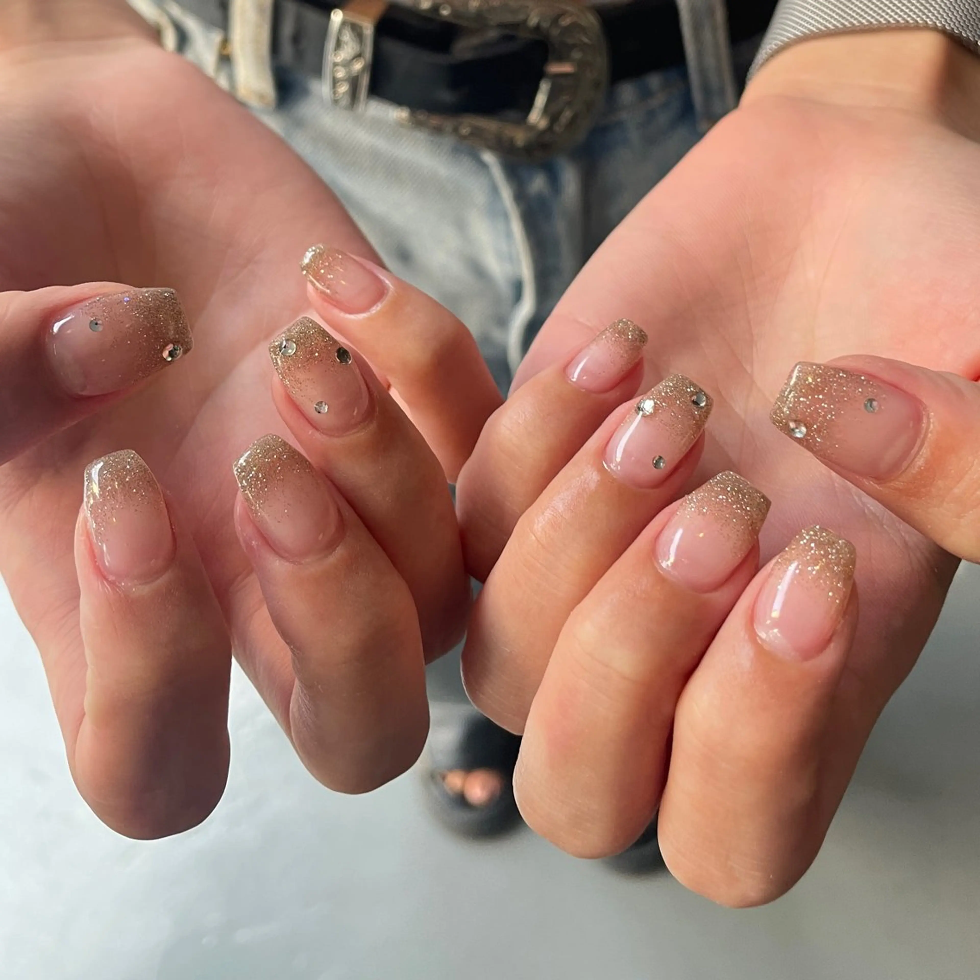 ネイル フラッシュネイル グラデーション ラメ(グリッター) ラメグラデーション ハンドネイル IROHA NAIL nanaのネイルデザイン