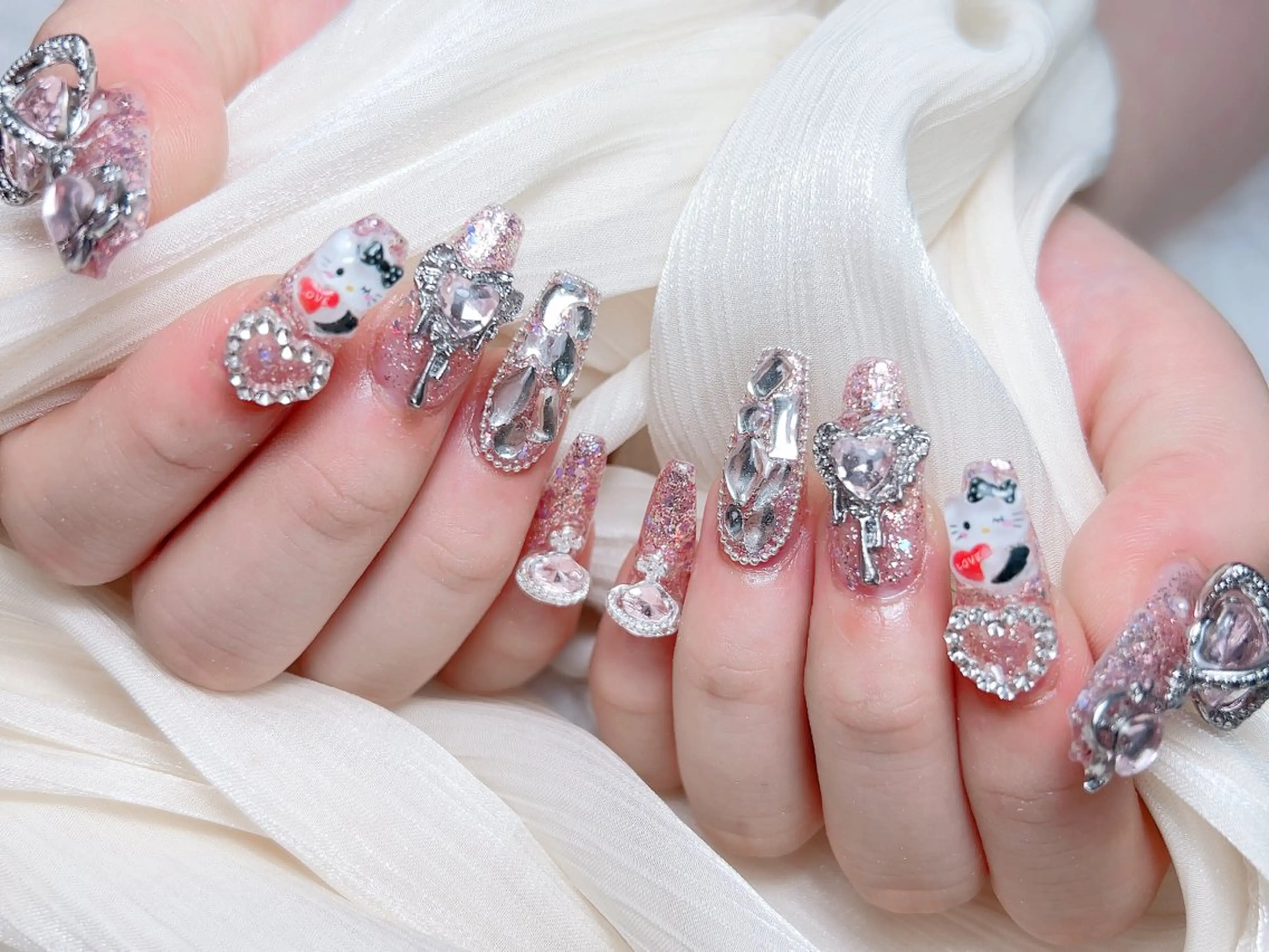 ネイル ハンドネイル M🌷nail 長さだし専門店のネイルデザイン