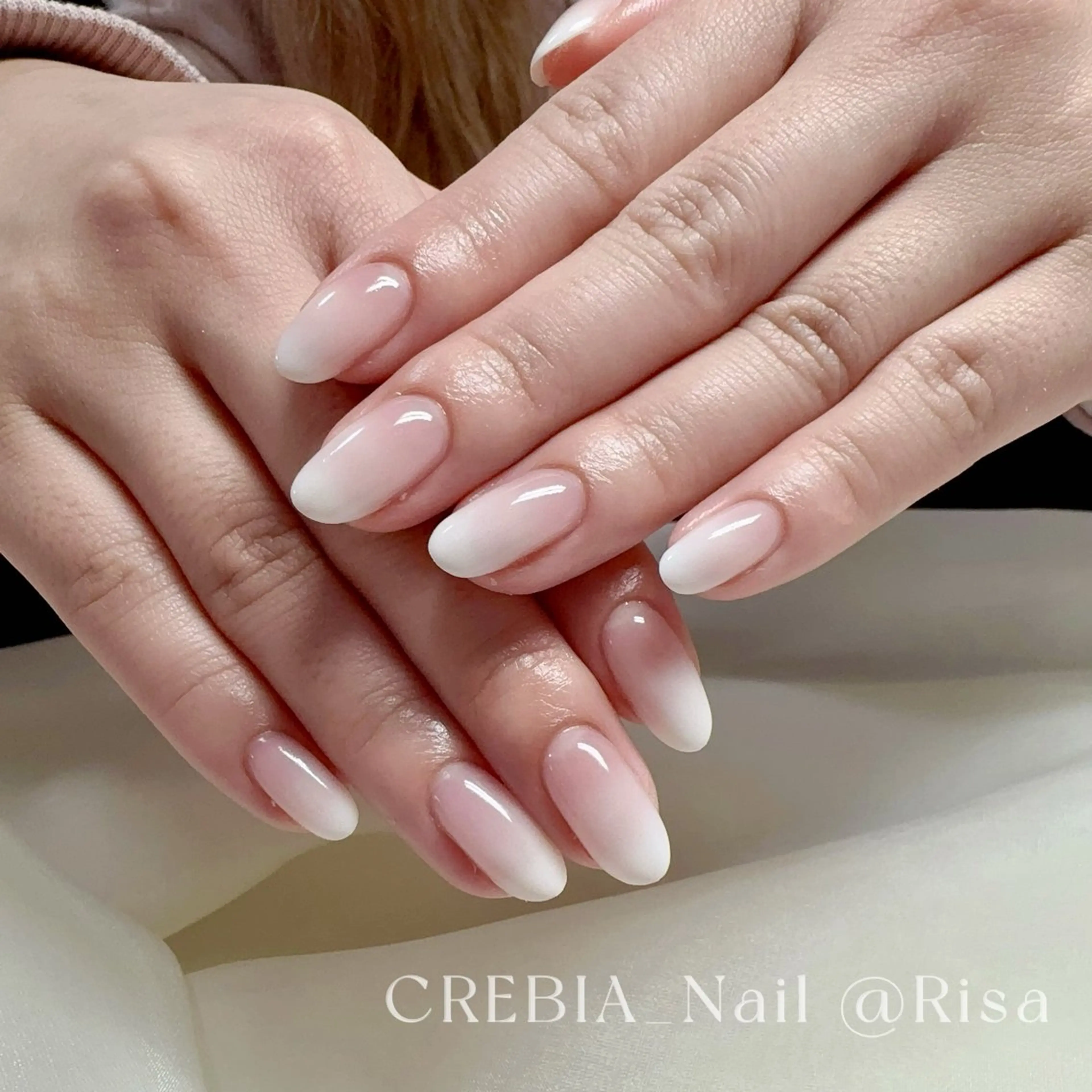 ネイル グラデーション CREBIA beaute ネイル部所属・CREBIA @Risaのネイルデザイン