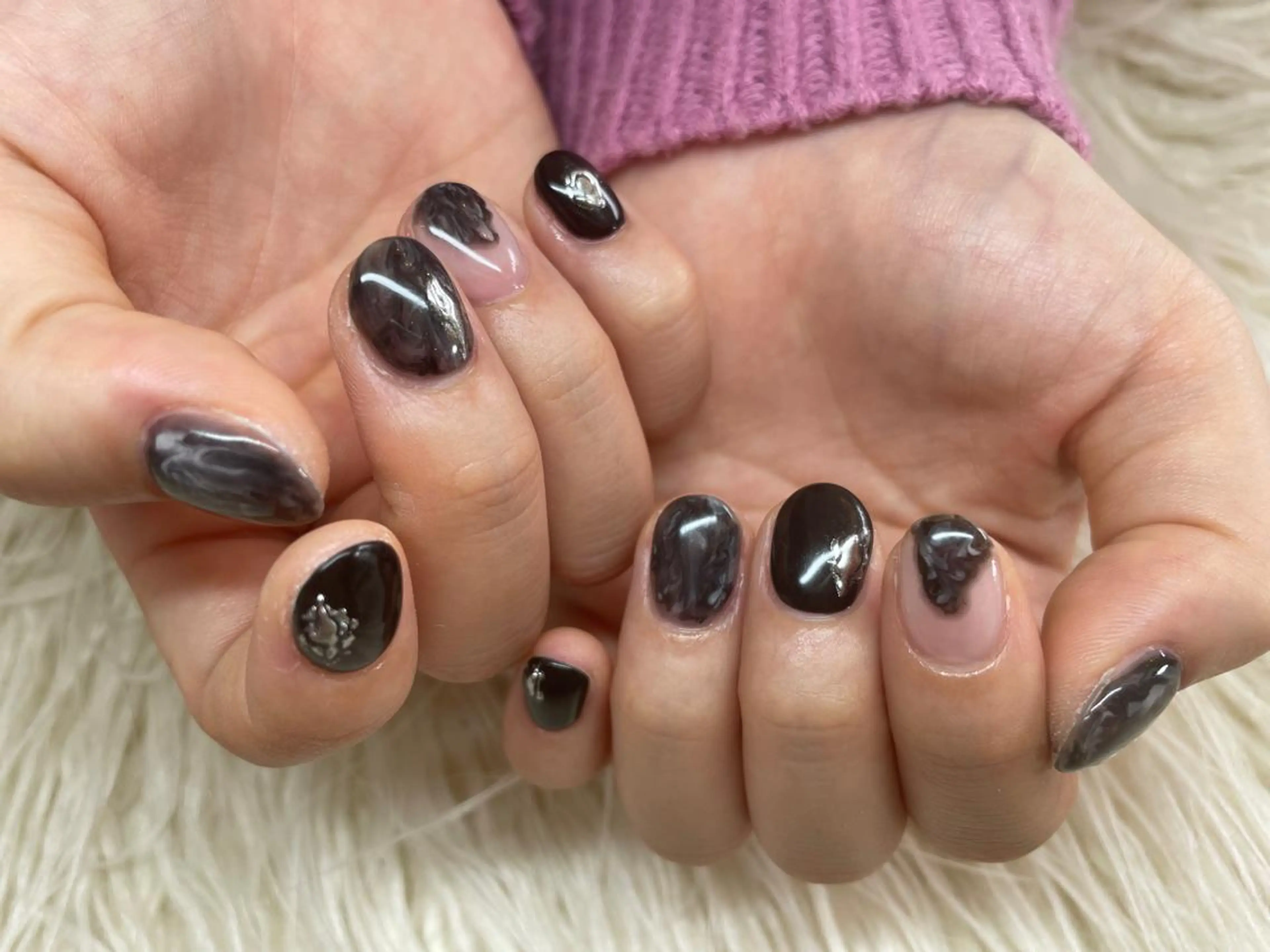 ネイル 大理石ネイル(マーブル) ホワイト ハンドネイル フットネイル Nail salon LuaRのネイルデザイン