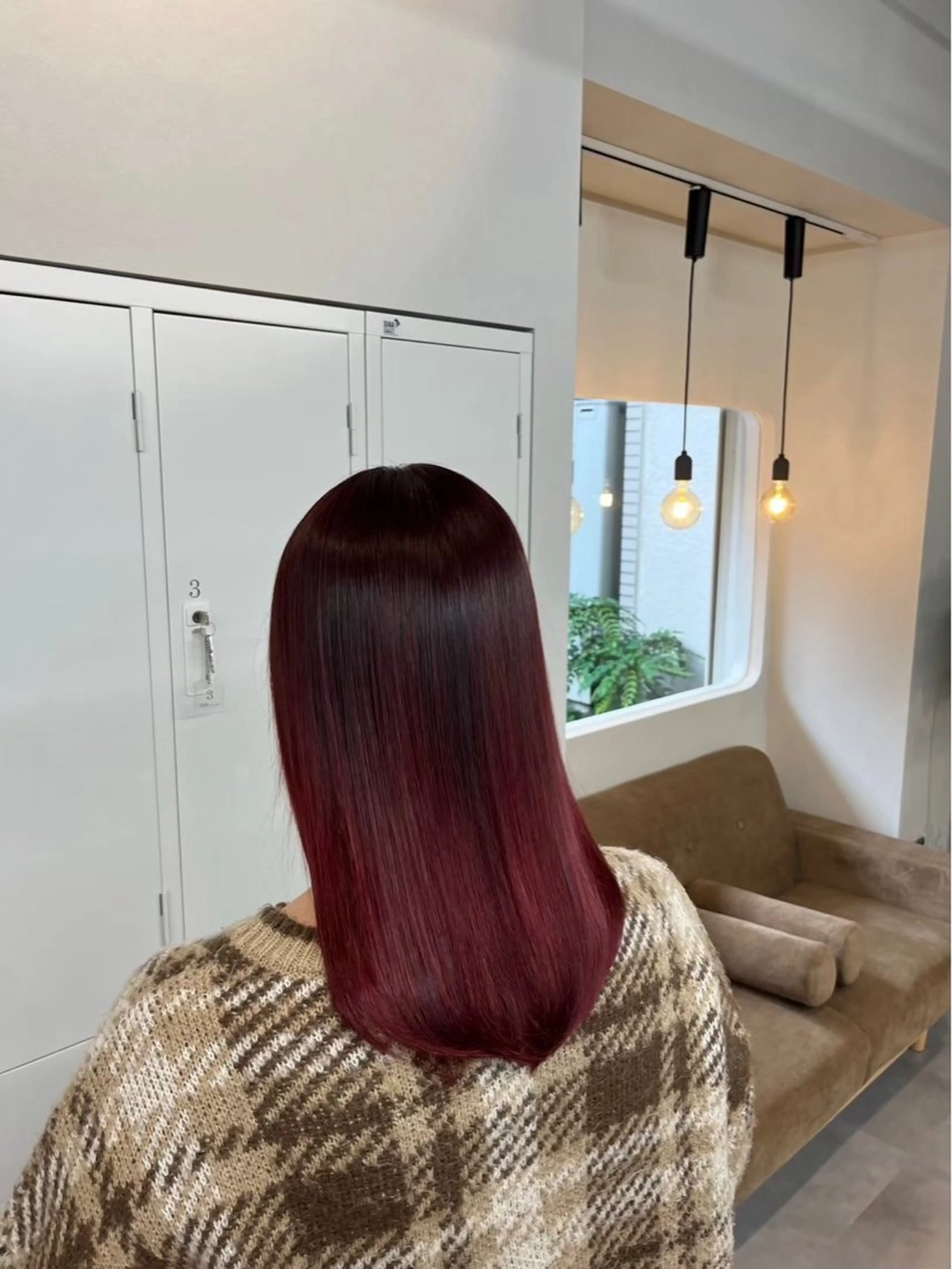 セミロング カラー 韓国風ヘア un武蔵小杉所属・佐藤 知子のヘアスタイル