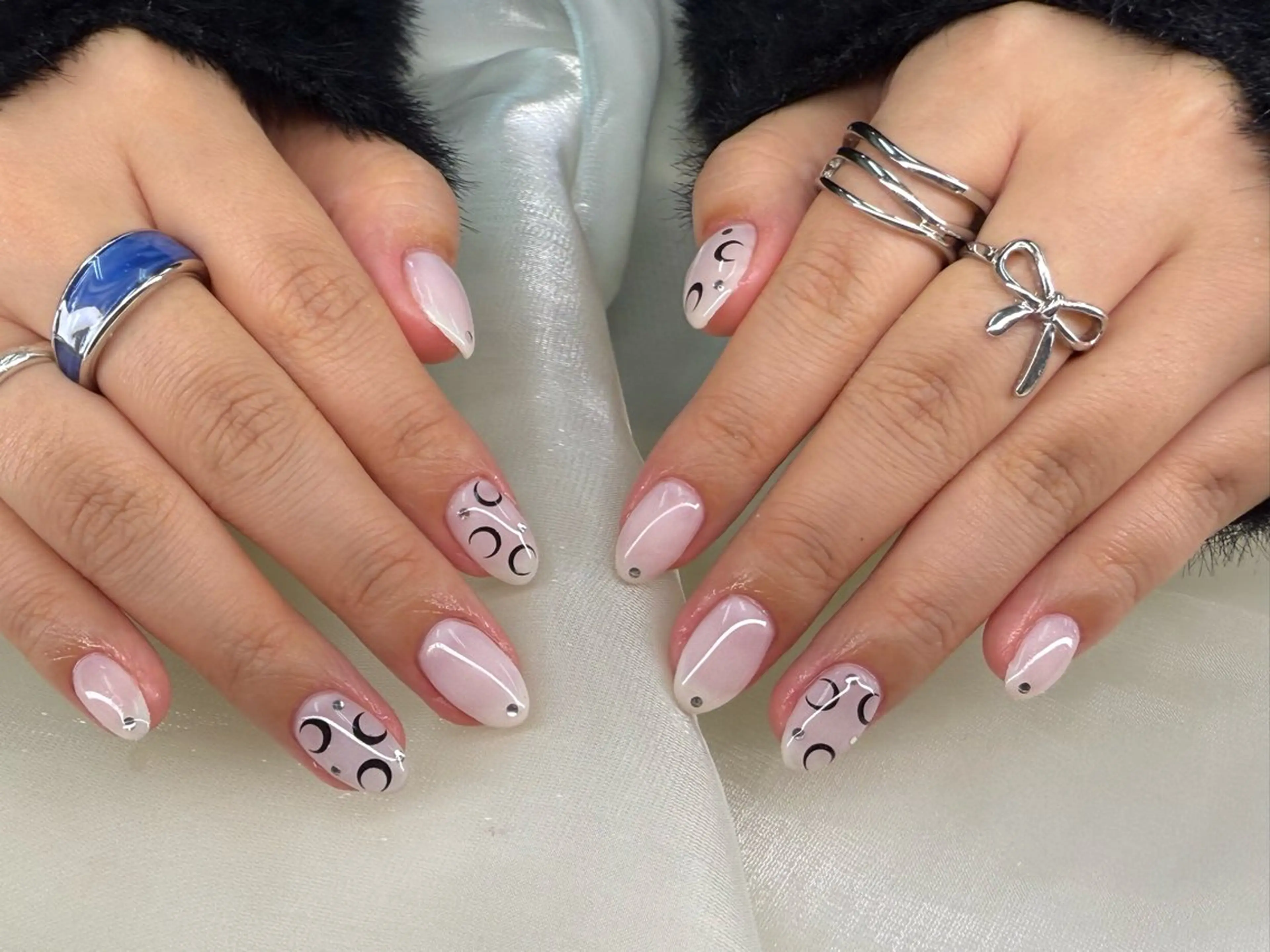 ネイル See·U  nail salon所属・も ものネイルデザイン