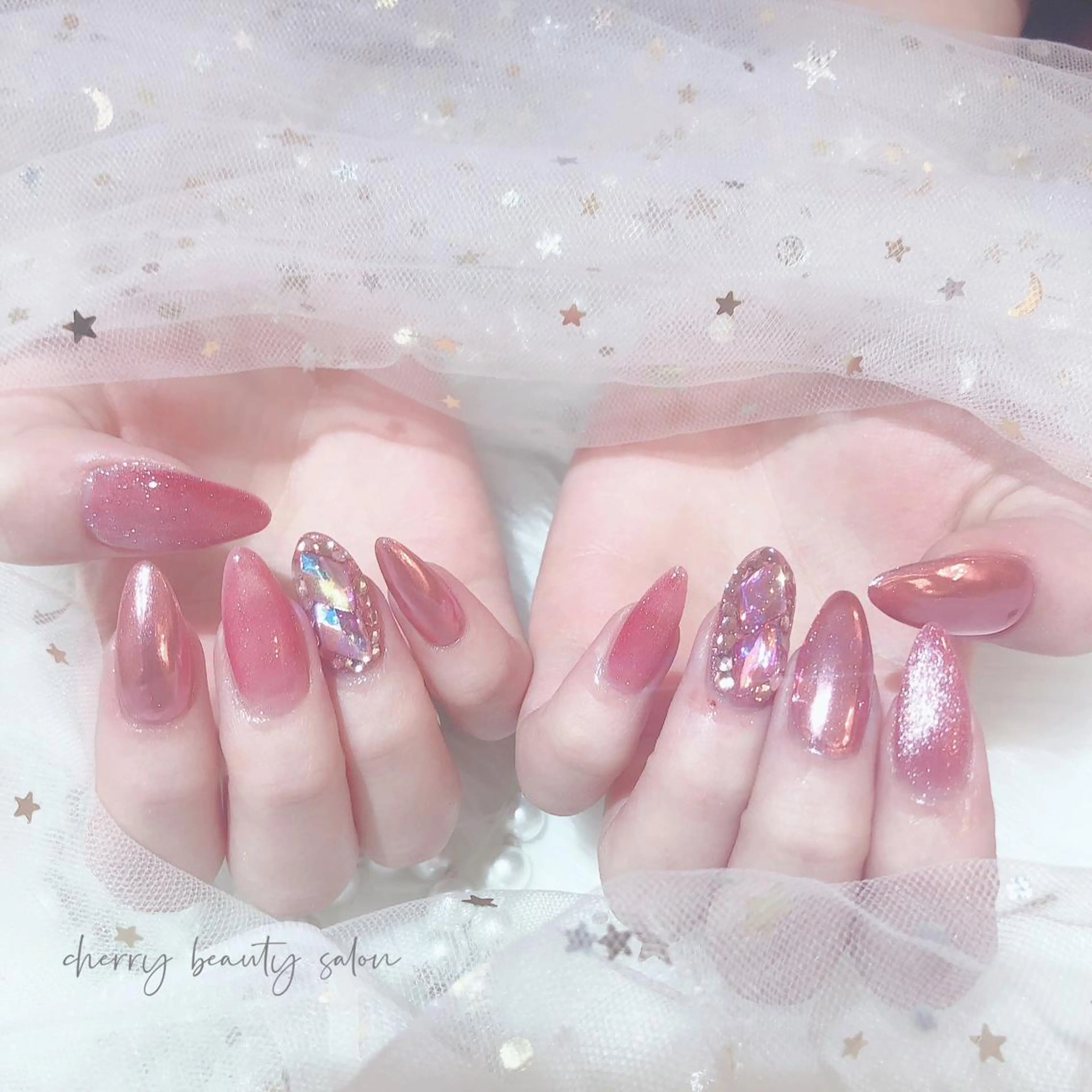 ネイル SAKURA 🍒のネイルデザイン