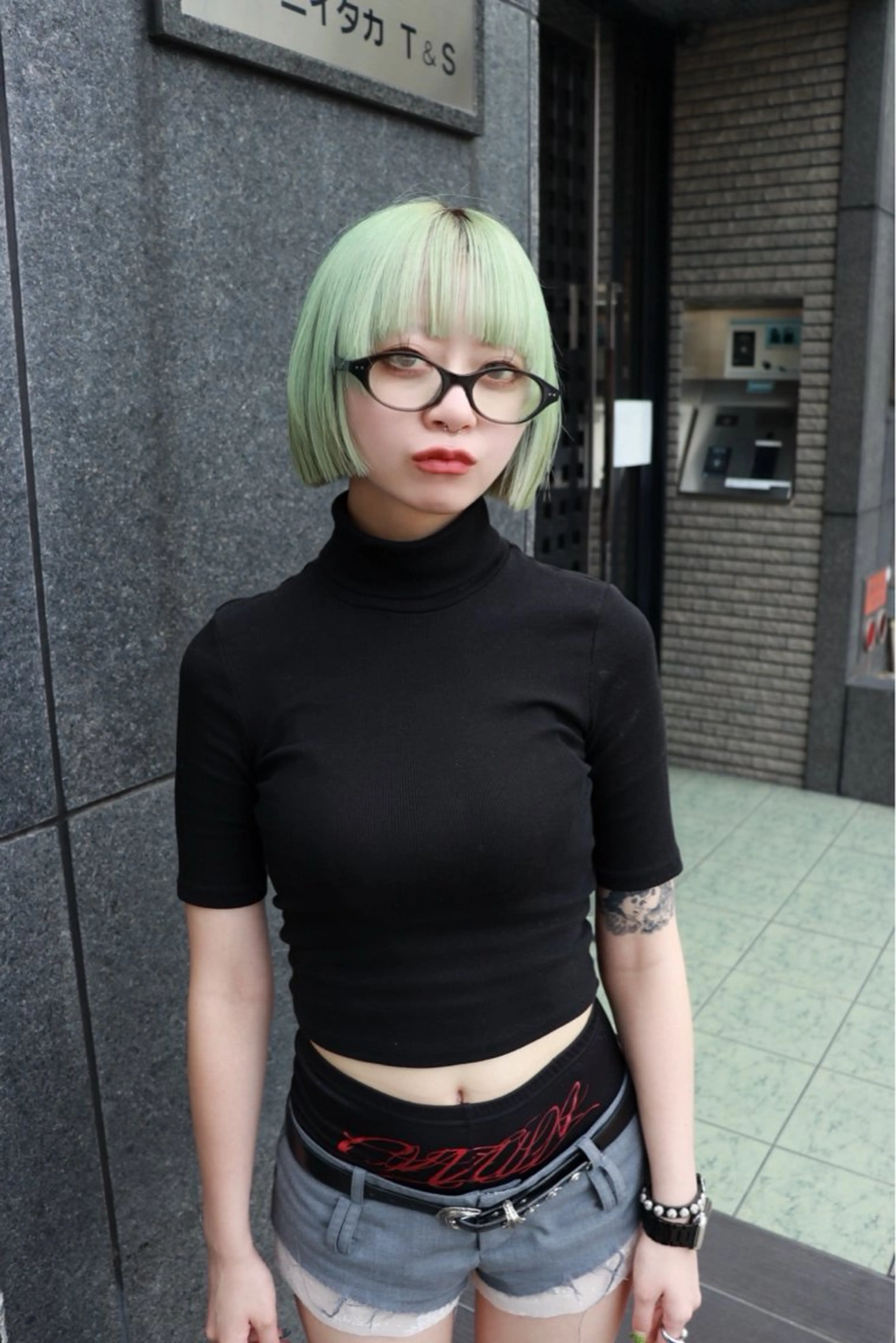 ショート カラー ヘアカラー トリートメント ヘアセット 色落ちまで2度綺麗な ハイトーン⭐️ヨシキのヘアスタイル