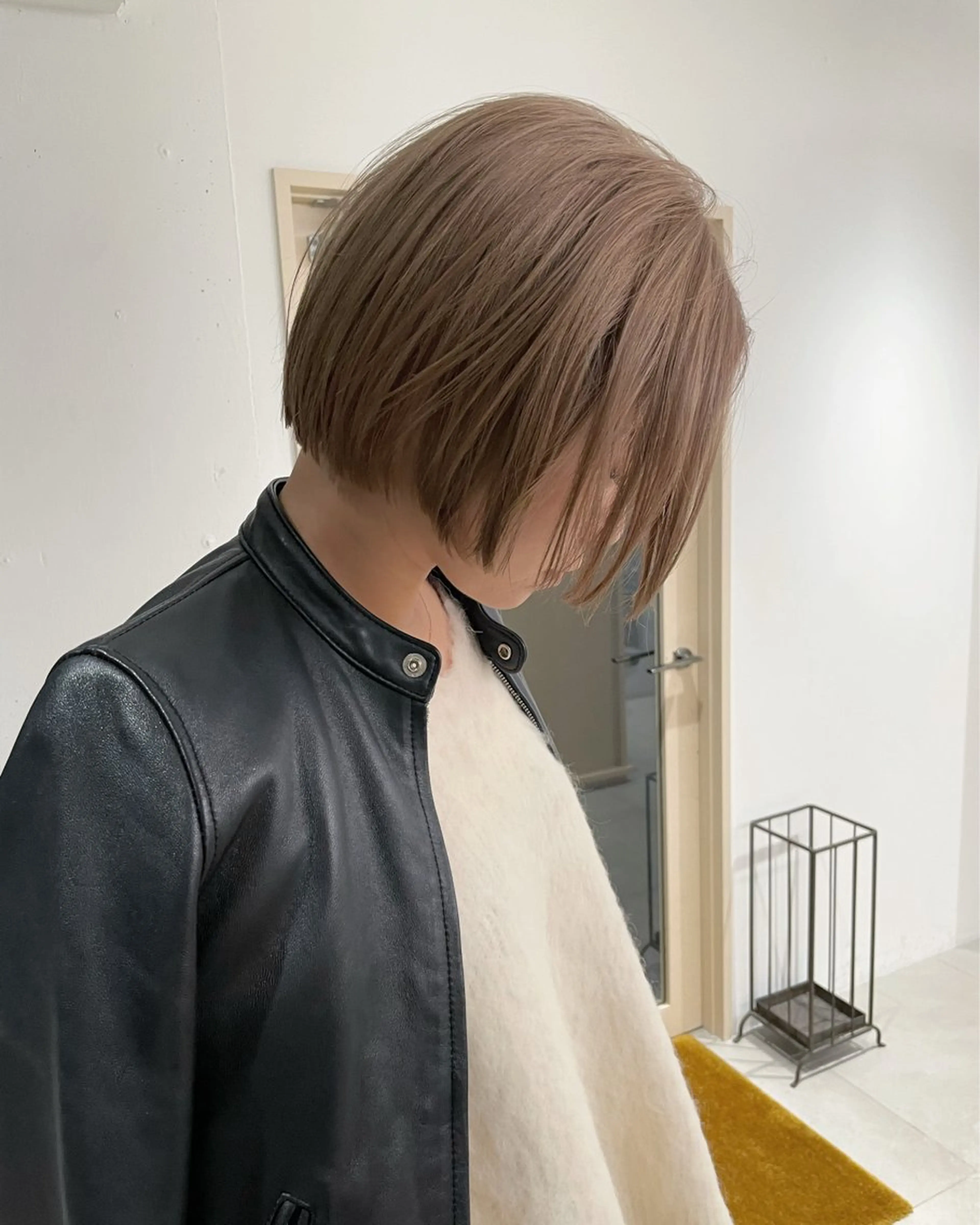 ミディアム ヘアカラー 小顔レイヤー×コンパ クトボブ/林隆平のヘアスタイル