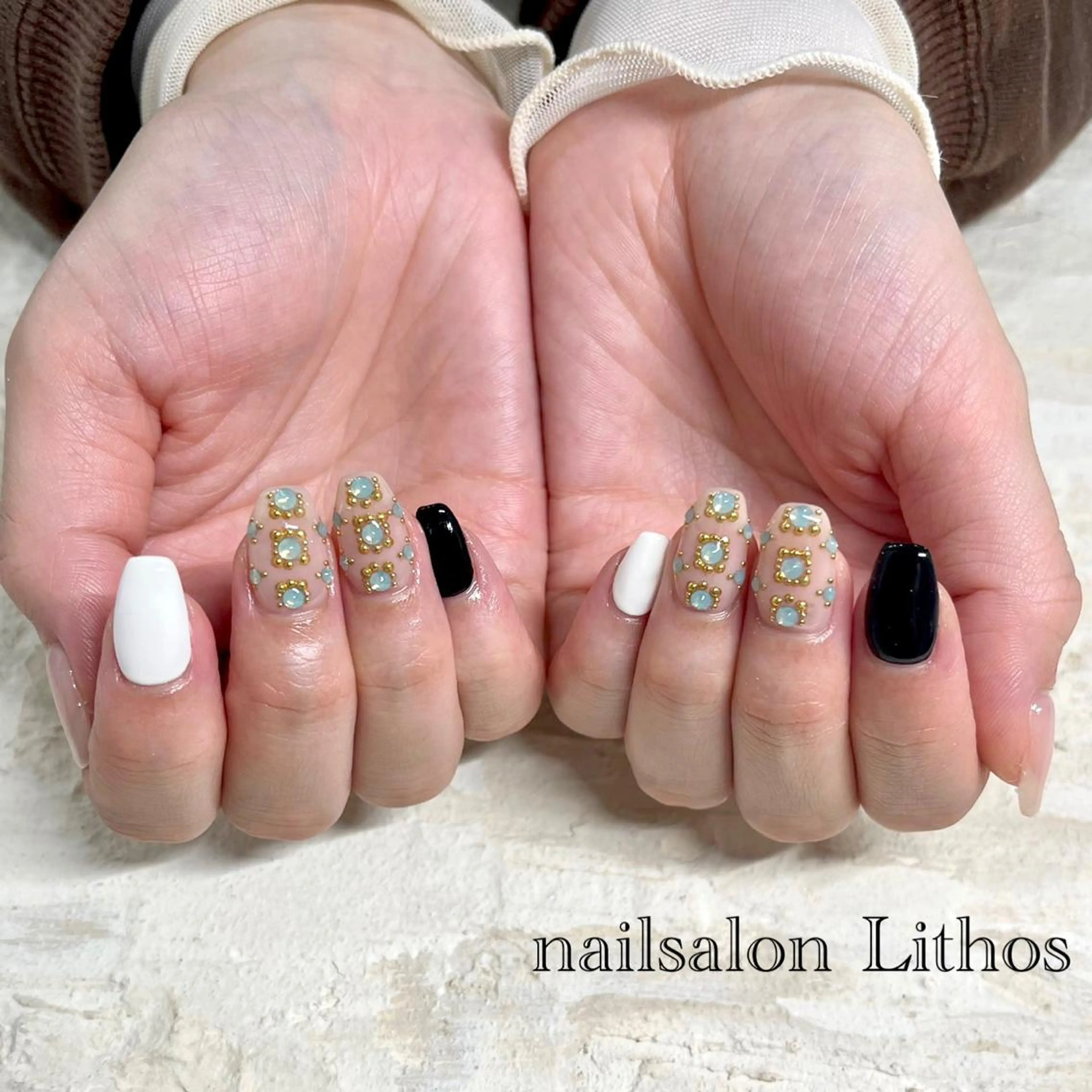 ネイル ネイビー ハンドネイル nailsalon Lithos所属・nailsalon Recontreのネイルデザイン