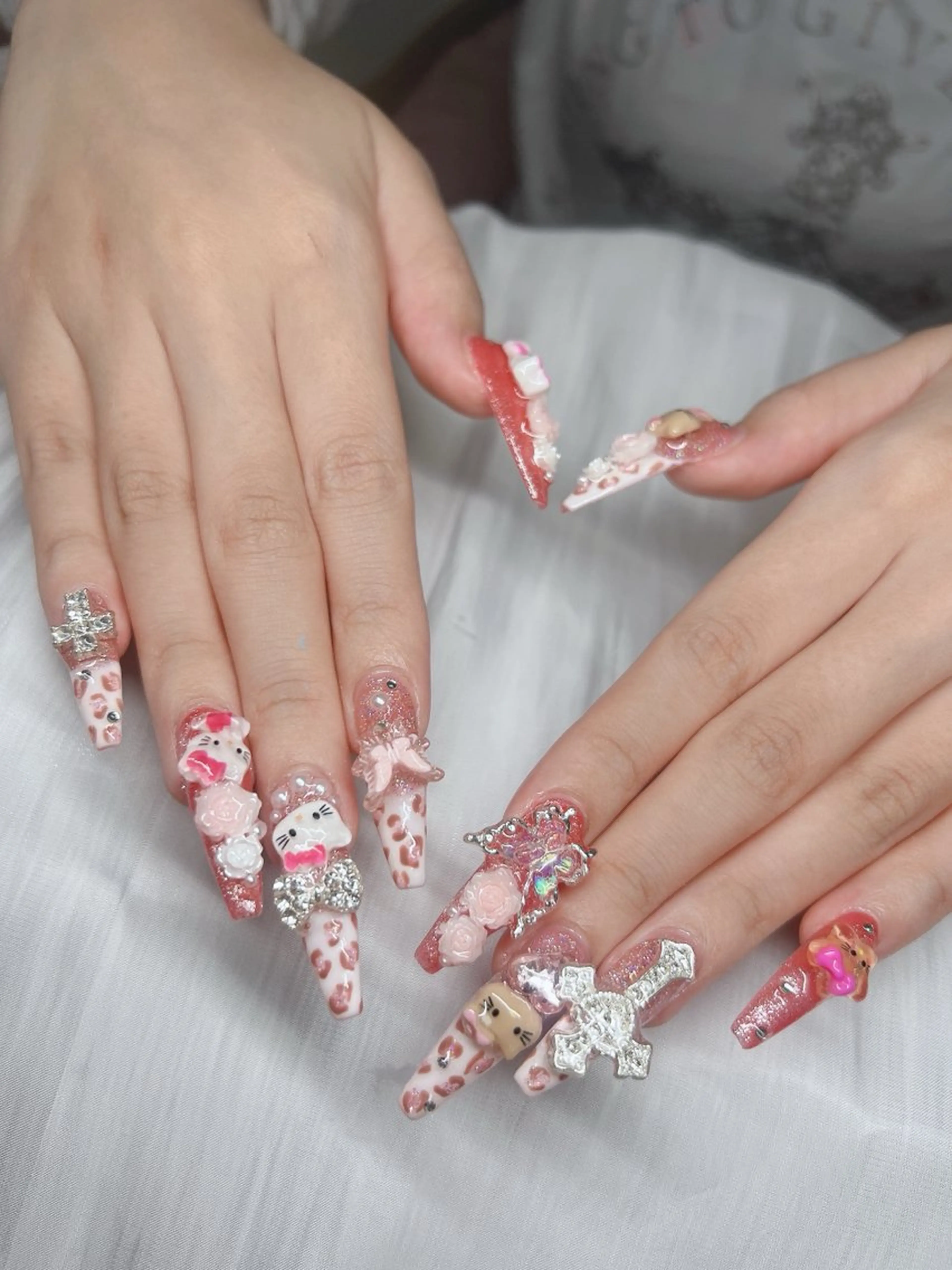 ネイル 長さ出し グラデーション キラキラネイル マグネットネイル ニュアンスネイル ハンドネイル Lee Nails チップ長さだし専門店のネイルデザイン