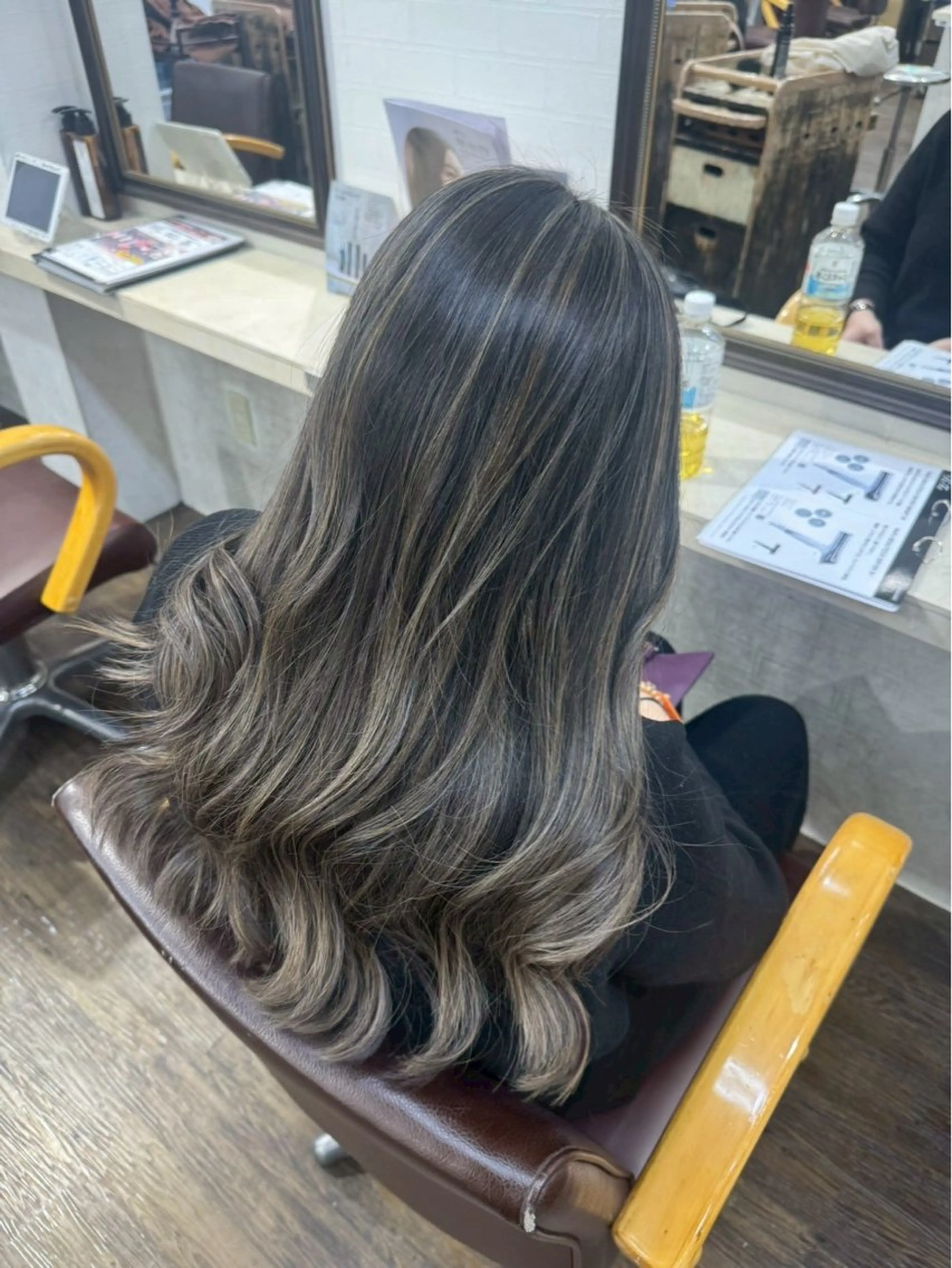 ロング カラー パーマ ヘアアレンジ 💚U-topia 💚佐藤優來💚のヘアスタイル