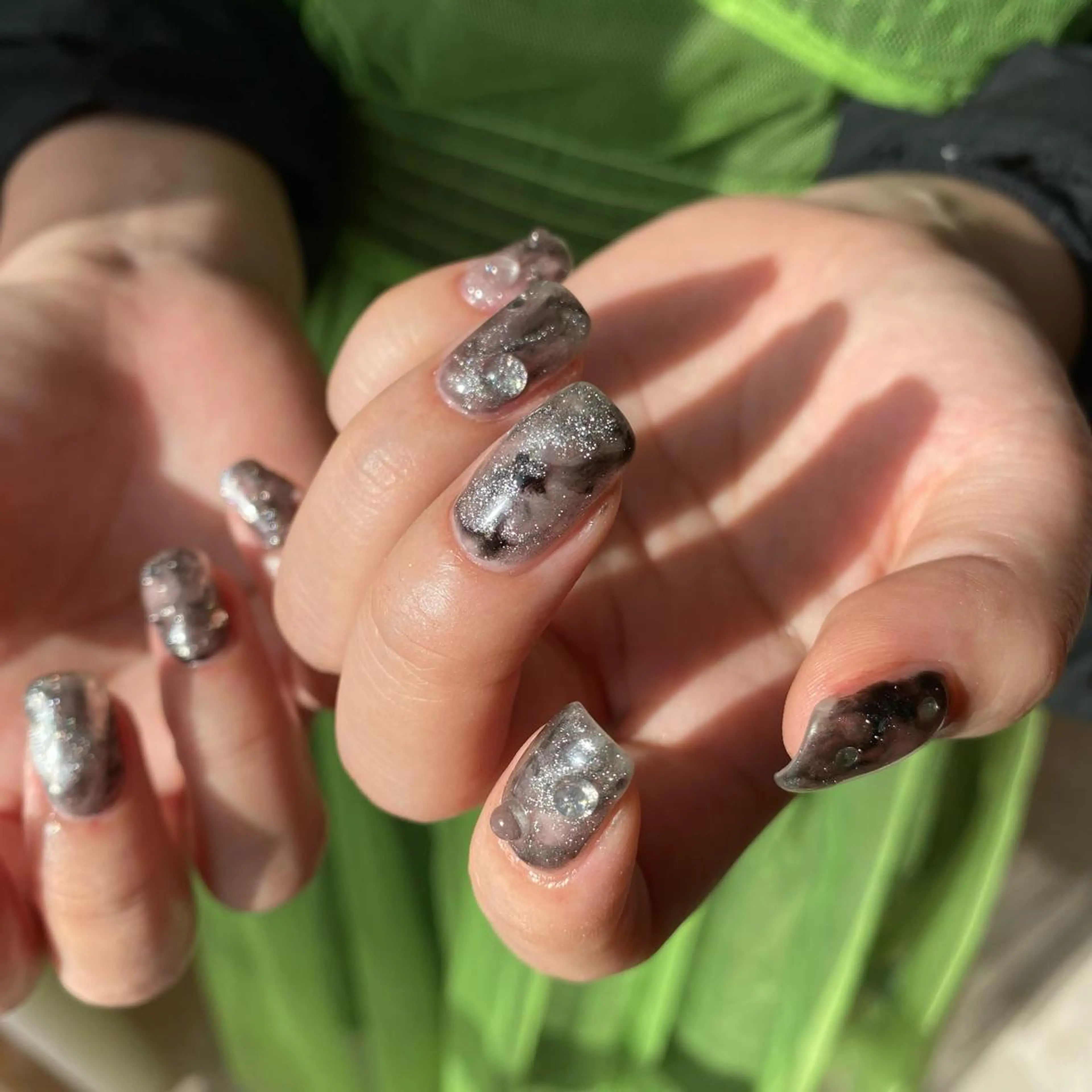 ネイル ☆ -ˋˏ ⋆Oli nailෆ ̖́-のネイルデザイン