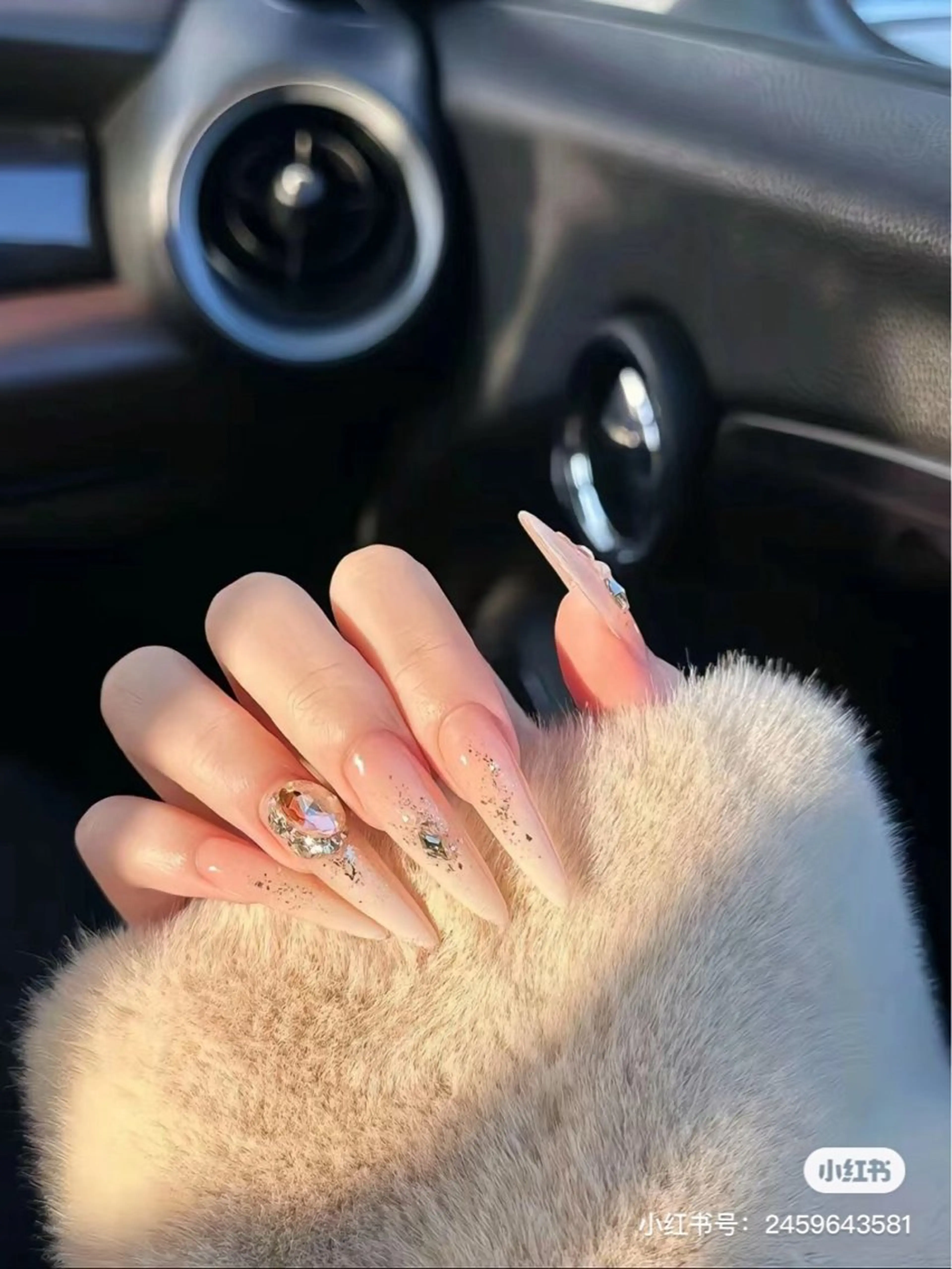 ネイル The one所属・The one 安井のネイルデザイン