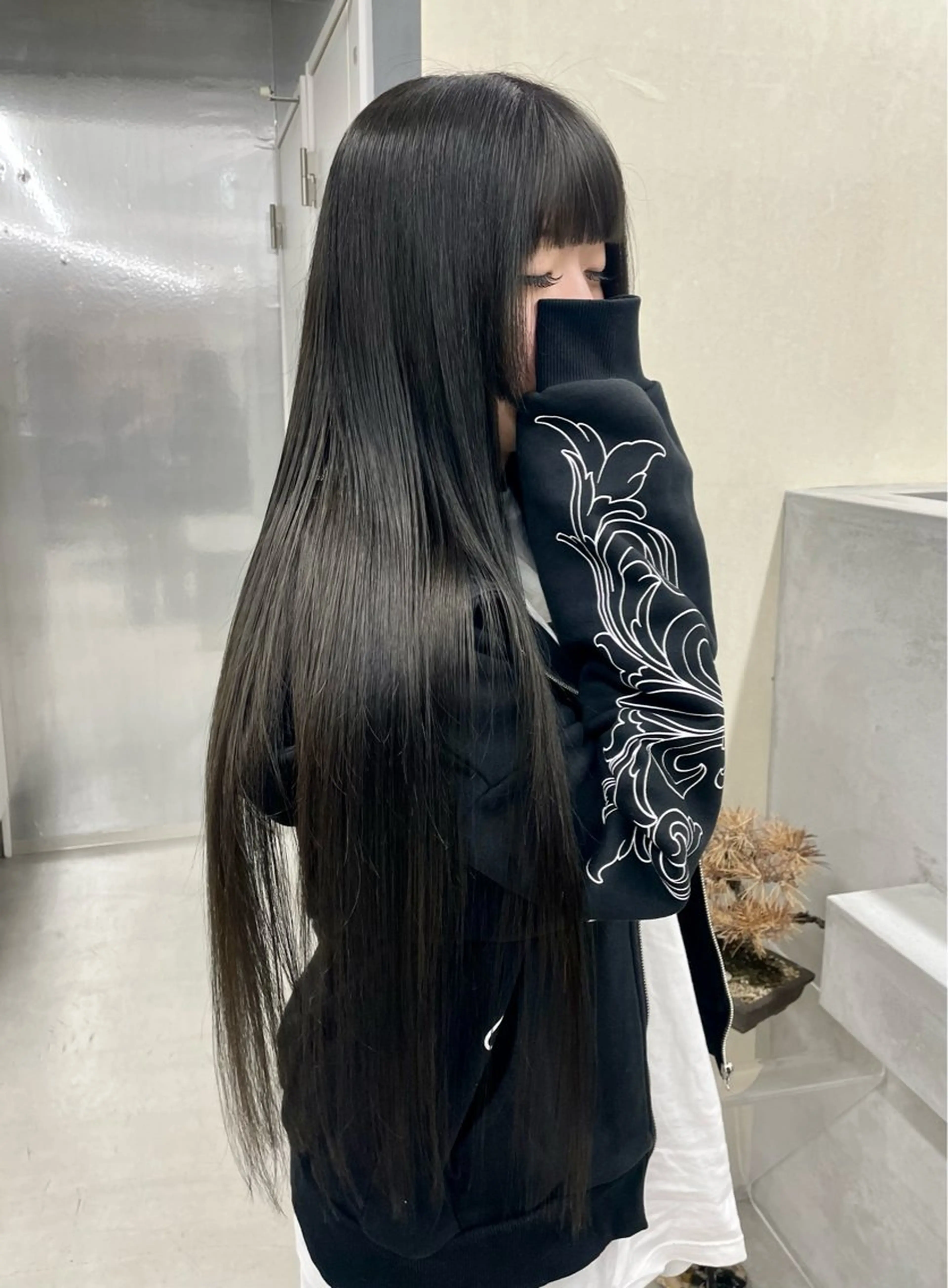 ロング カラー 黒髪 透明感カラー 髪質改善 カット ヘアカラー 錦 茉李 @lm.mari03のヘアスタイル