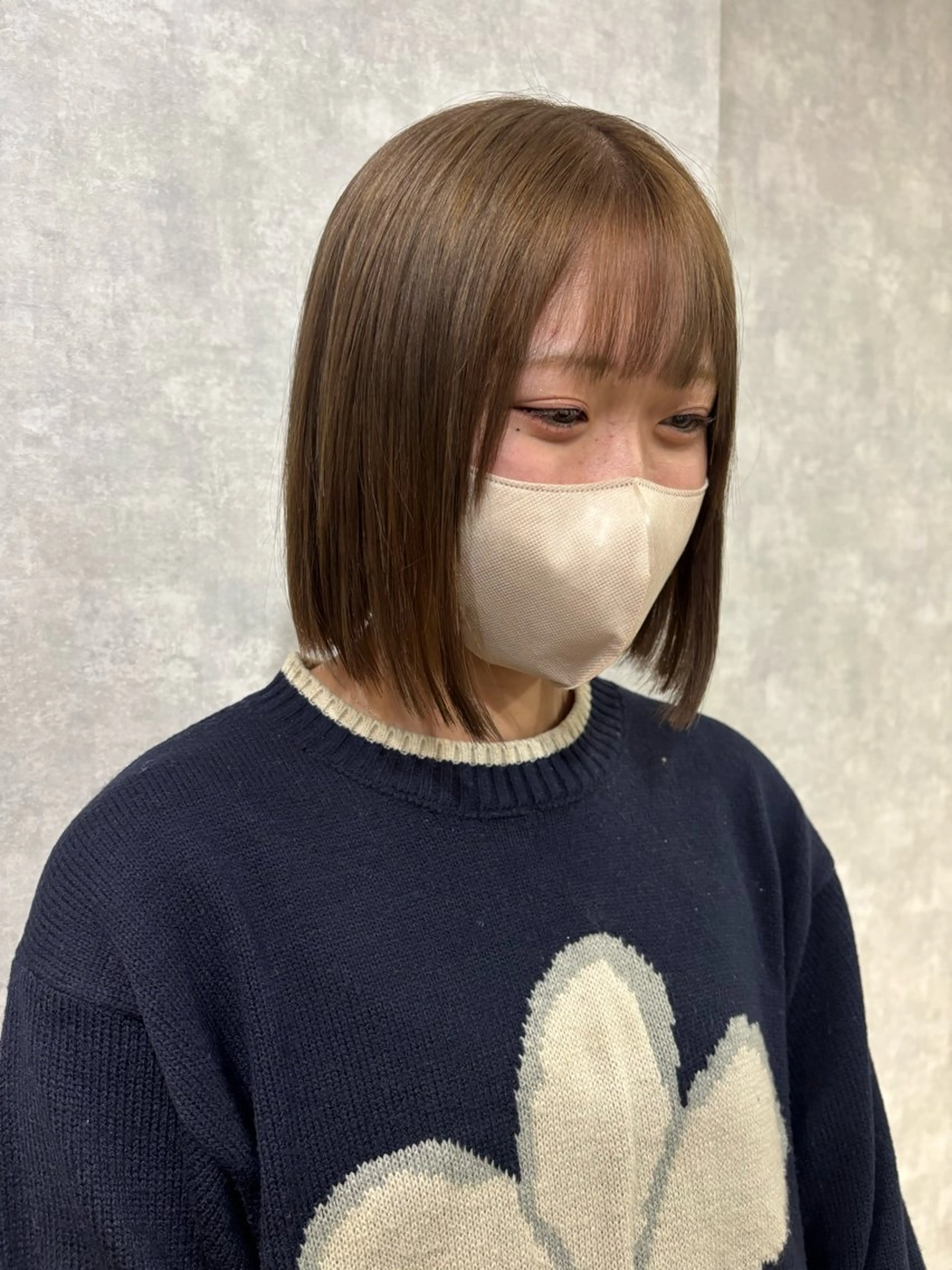 ミディアム カット ヘアカラー トリートメント 🌐NATSUMI 🌐【寒色カラー】のヘアスタイル