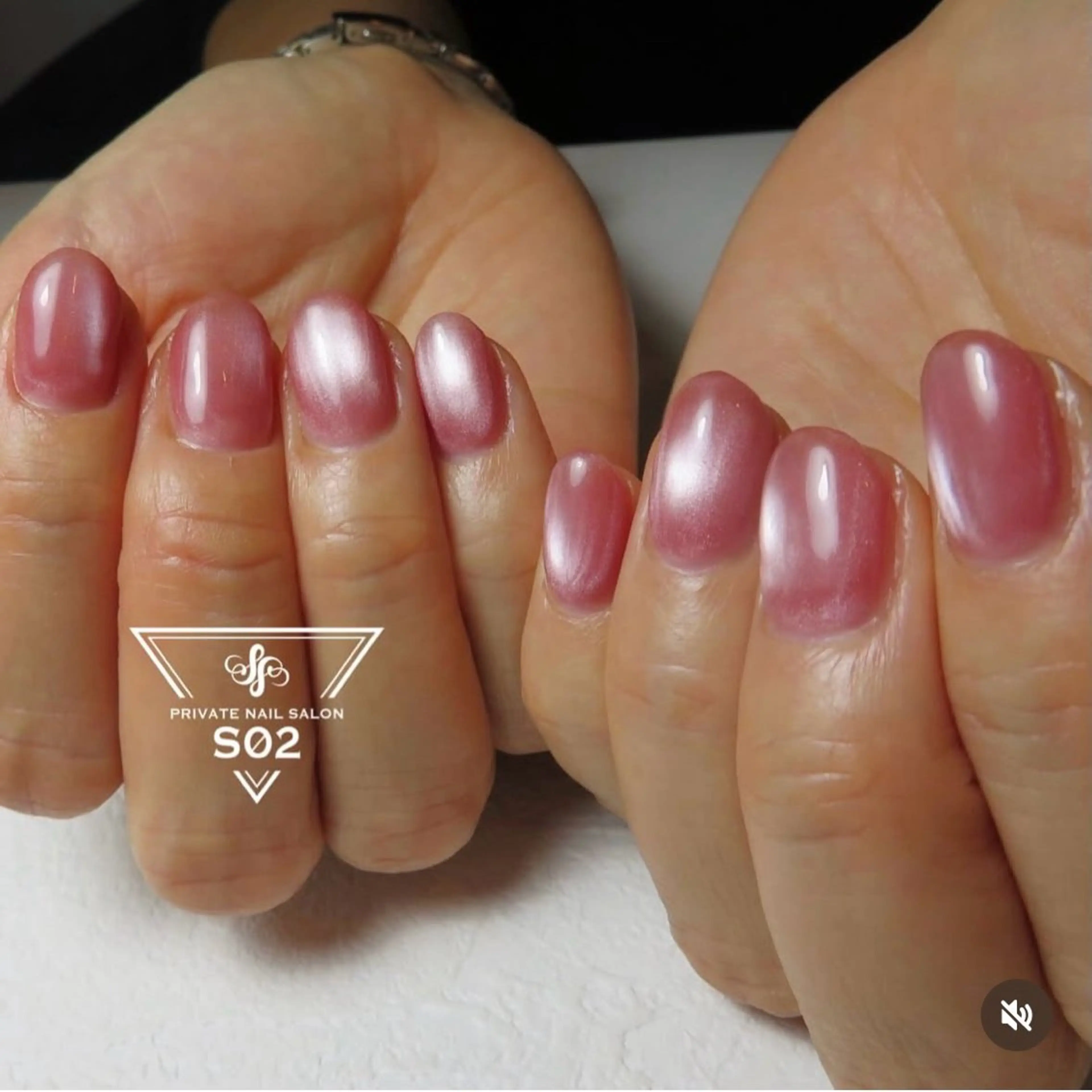 ネイル ワンカラーネイル S02 𝙲𝚑𝚒𝚎のネイルデザイン
