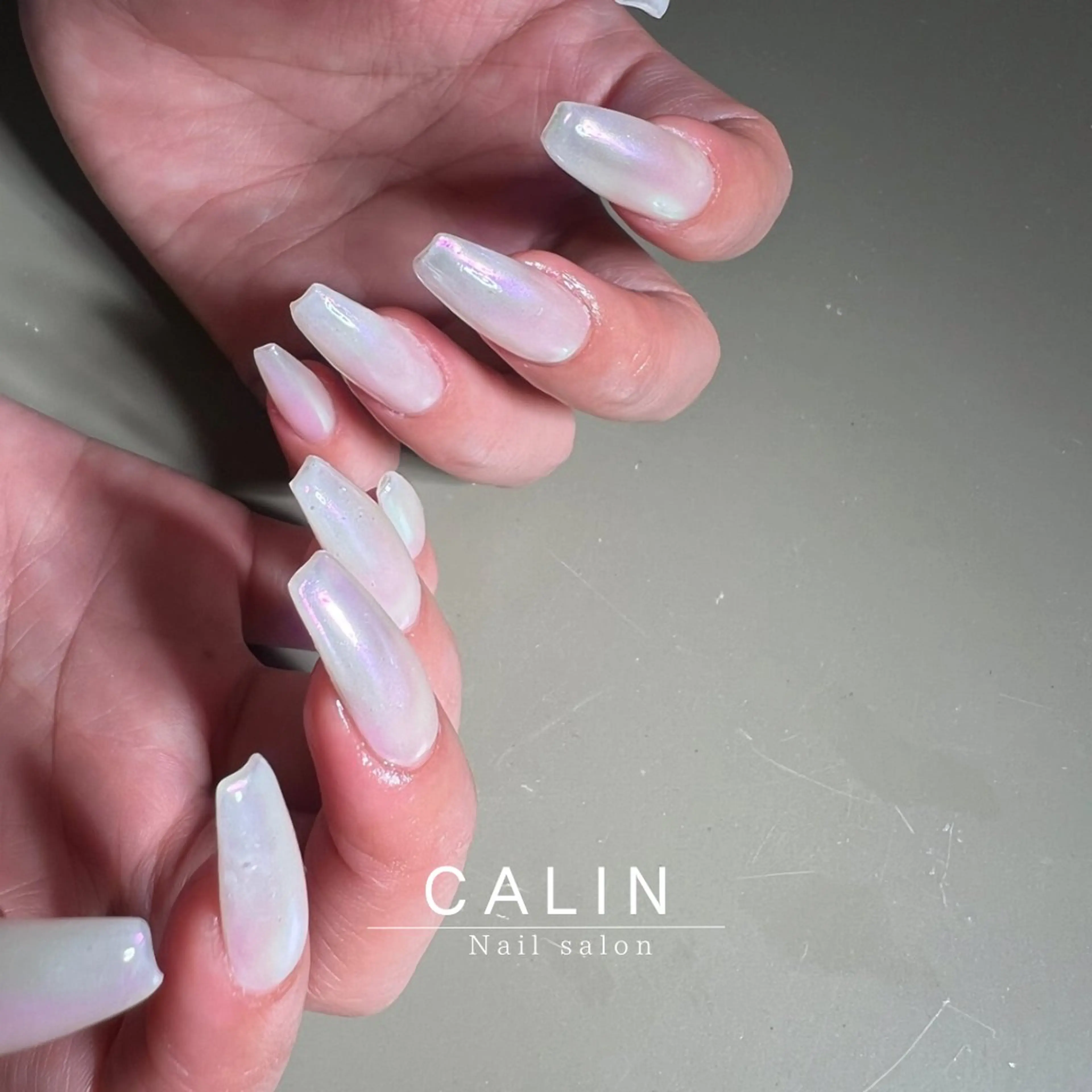 ネイル オーロラネイル ミラーネイル ネイルサロン CALINのネイルデザイン
