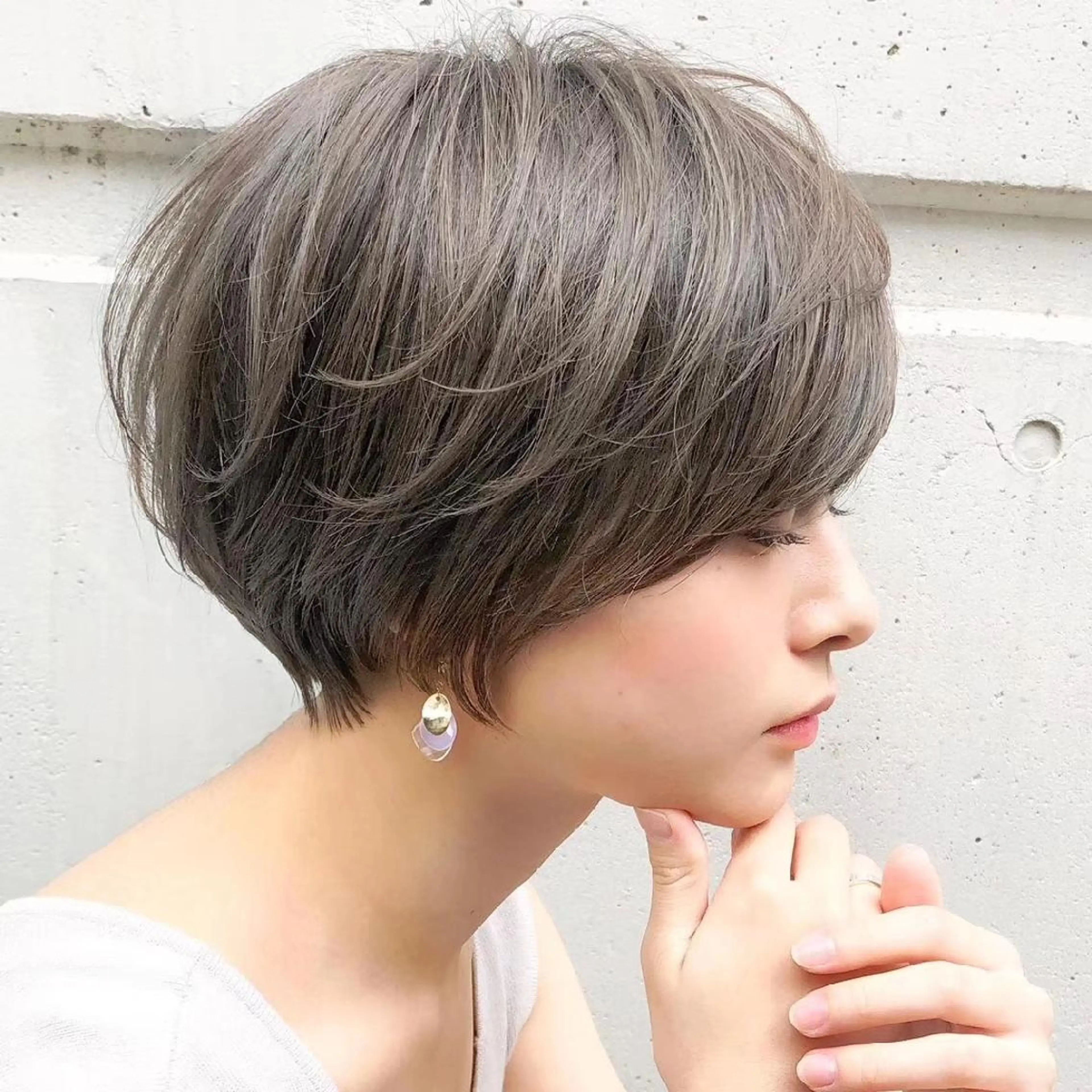 ショート カラー パーマ u hair所属・こばやし ももこのヘアスタイル
