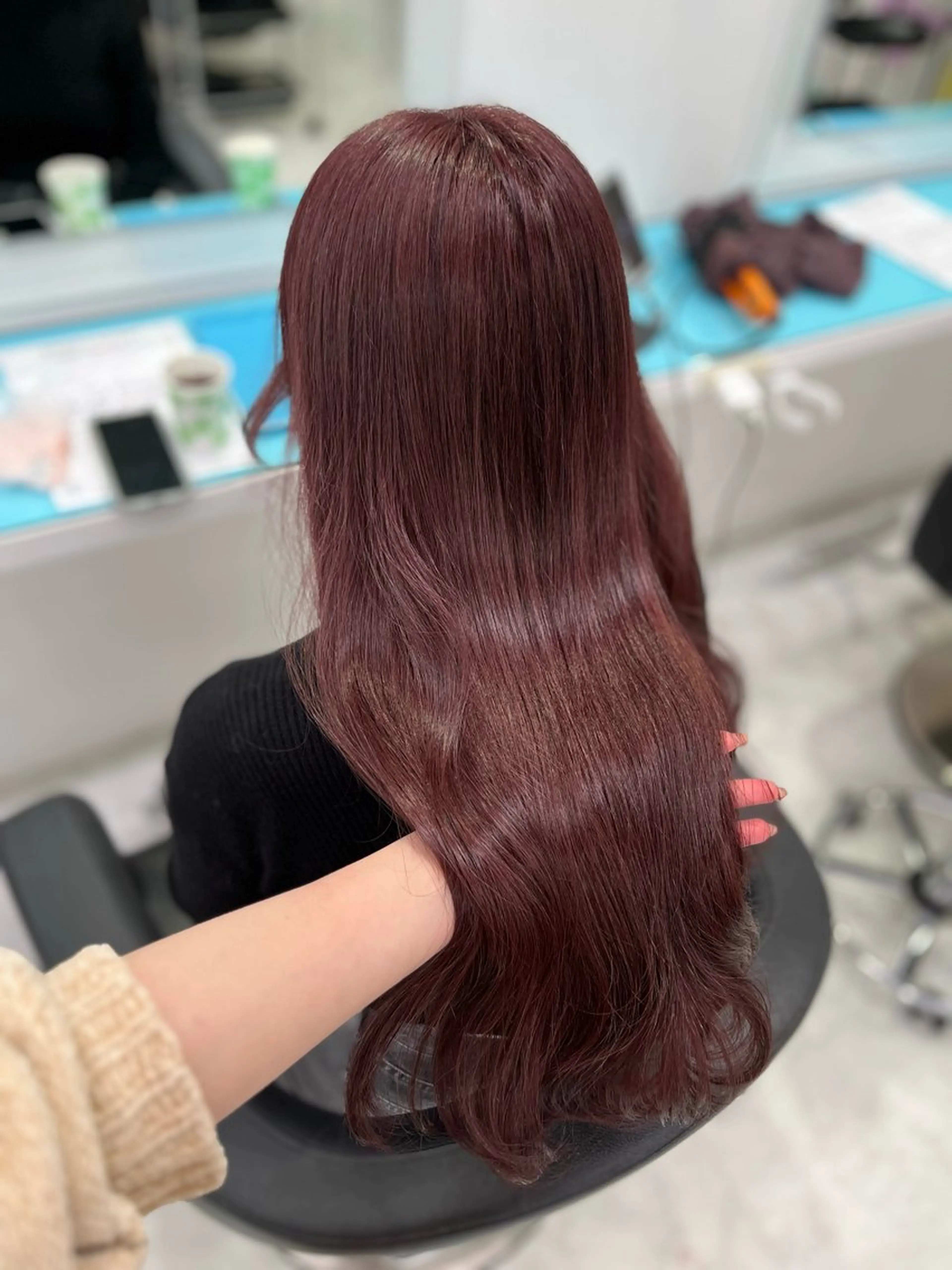 ロング カラー ヘアカラー トリートメント ヘアセット ガーリー♡女の子っぽ ヘア♡ピンクカラー♡のヘアスタイル