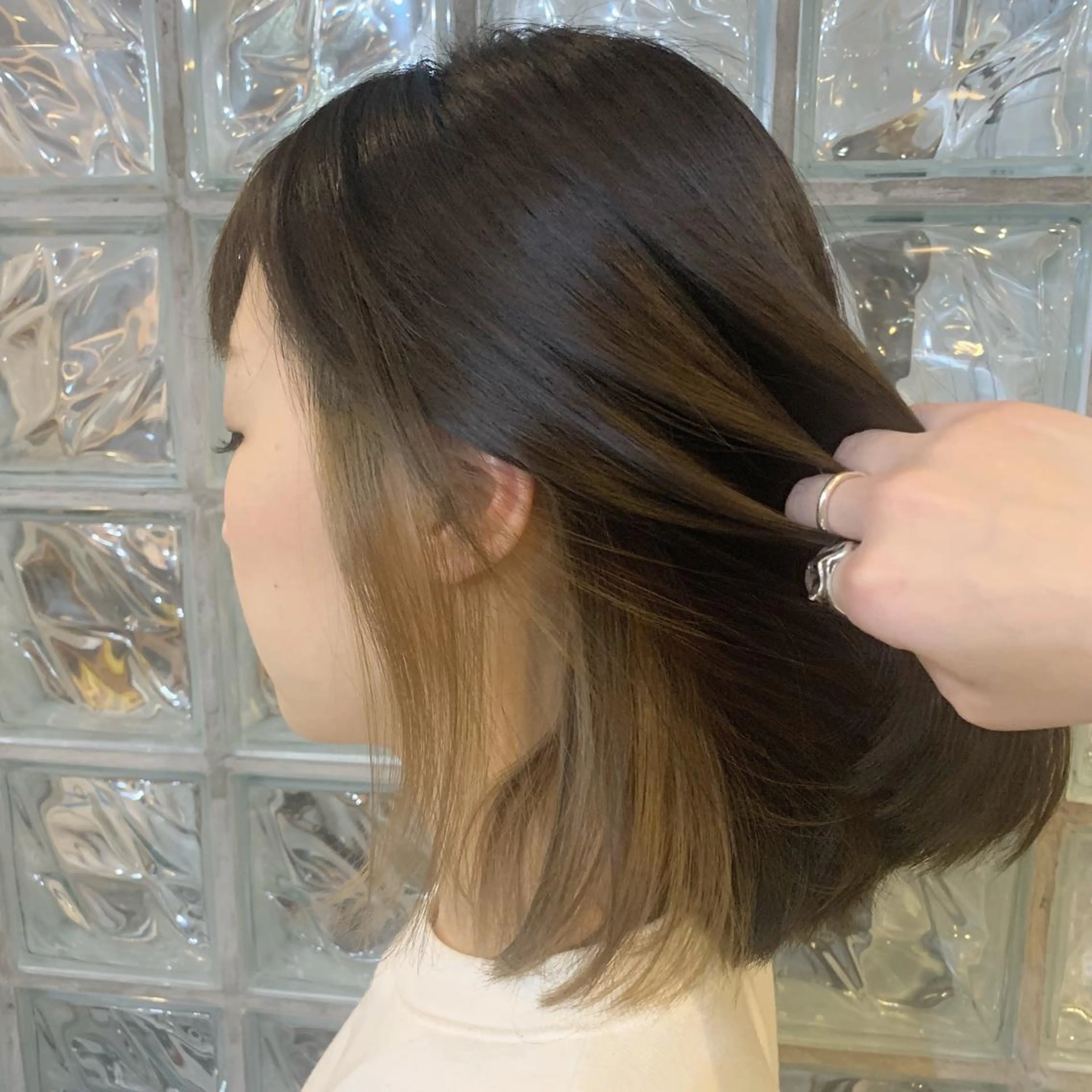 ミディアム カラー インナーカラー KARIOCA HEAD DESIGN所属・Sakairi Yunaのヘアスタイル