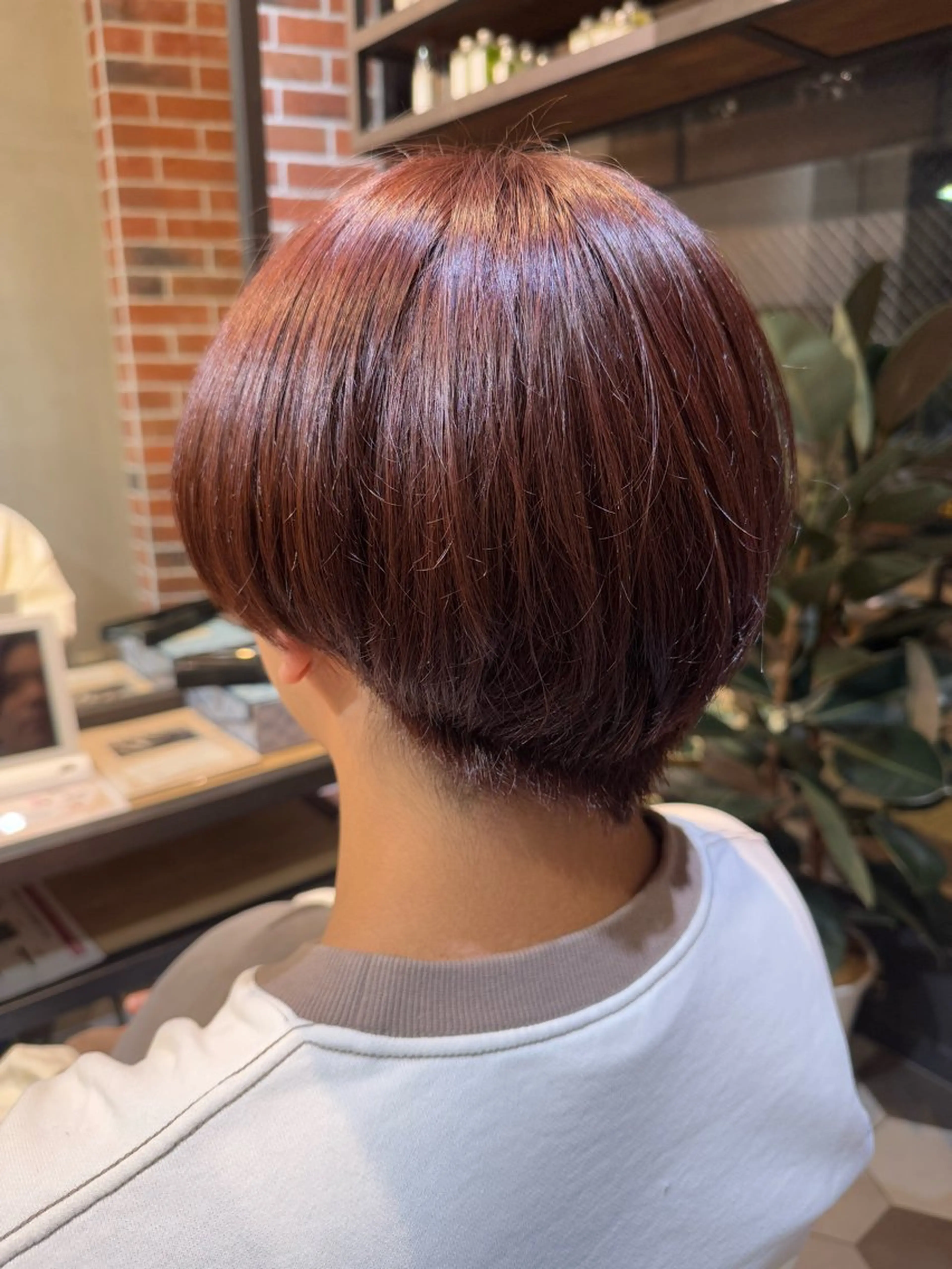 カラー メンズ ブラウンカラー ピンクカラー ヘアカラー 近藤 愛理のヘアスタイル
