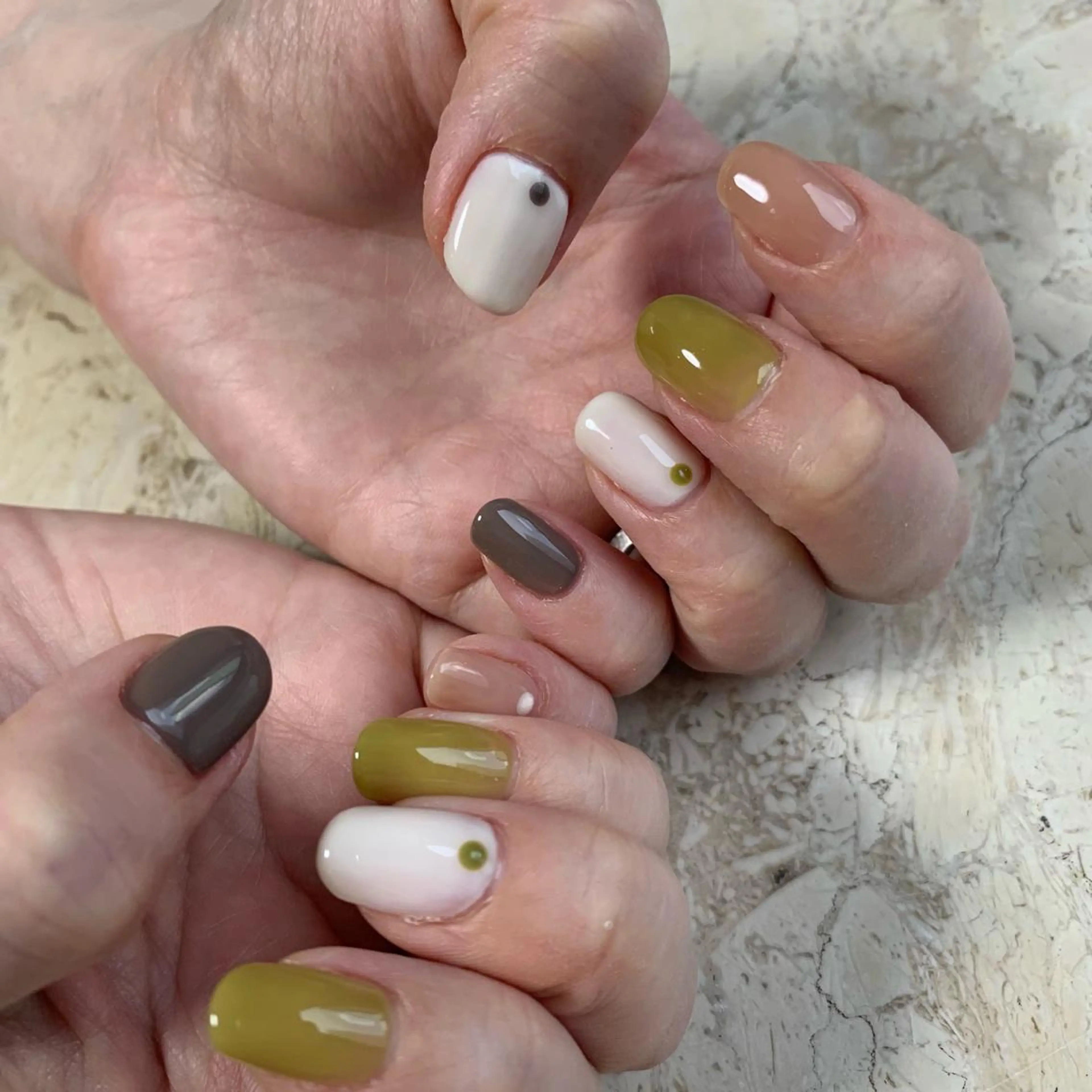 ネイル オーロラネイル ジェルネイル ハート 氷ネイル・うるうるネイル マグネットネイル ハンドネイル nail salon mieux(ミュー)のネイルデザイン