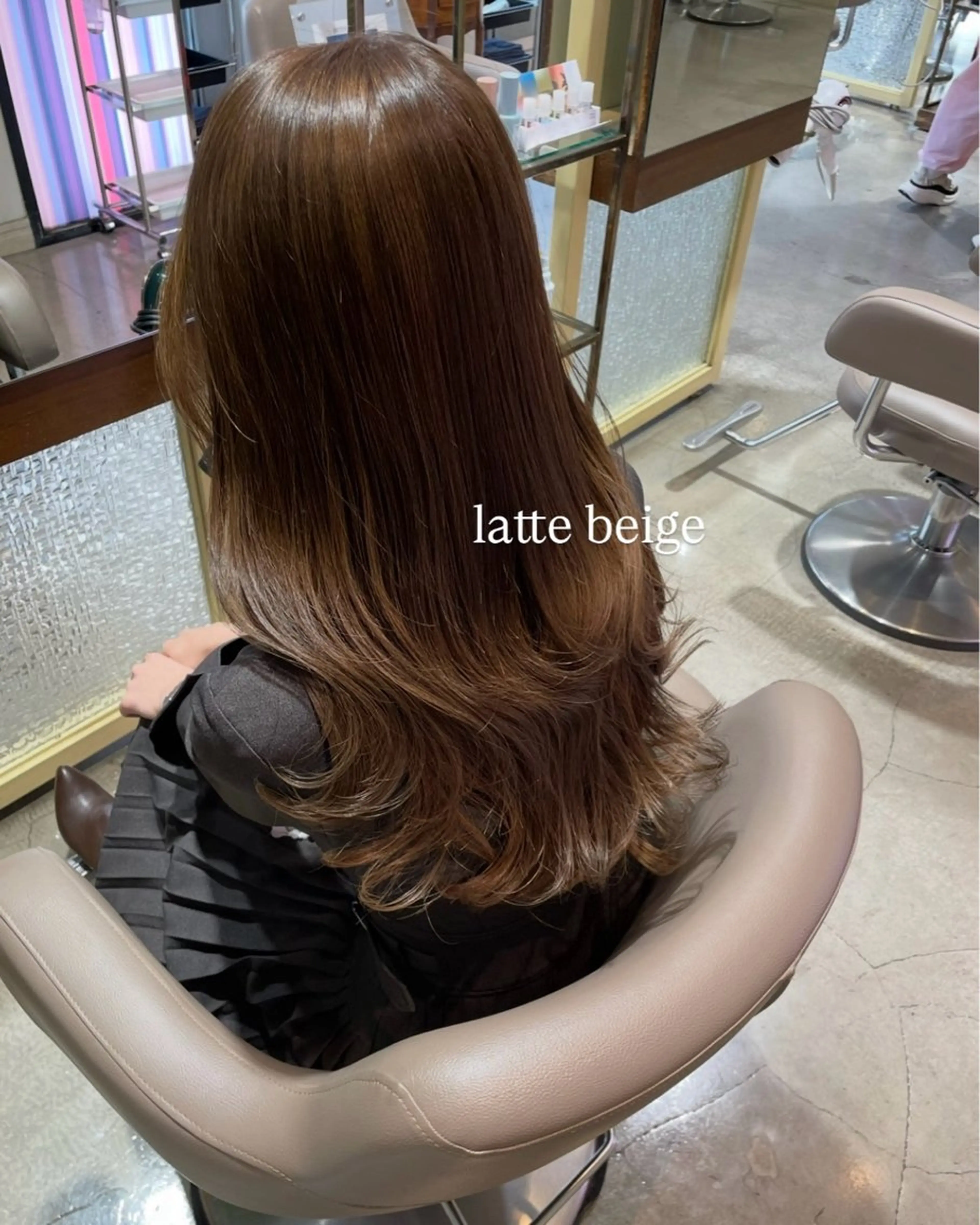 ロング カラー 小原 侑花のヘアスタイル