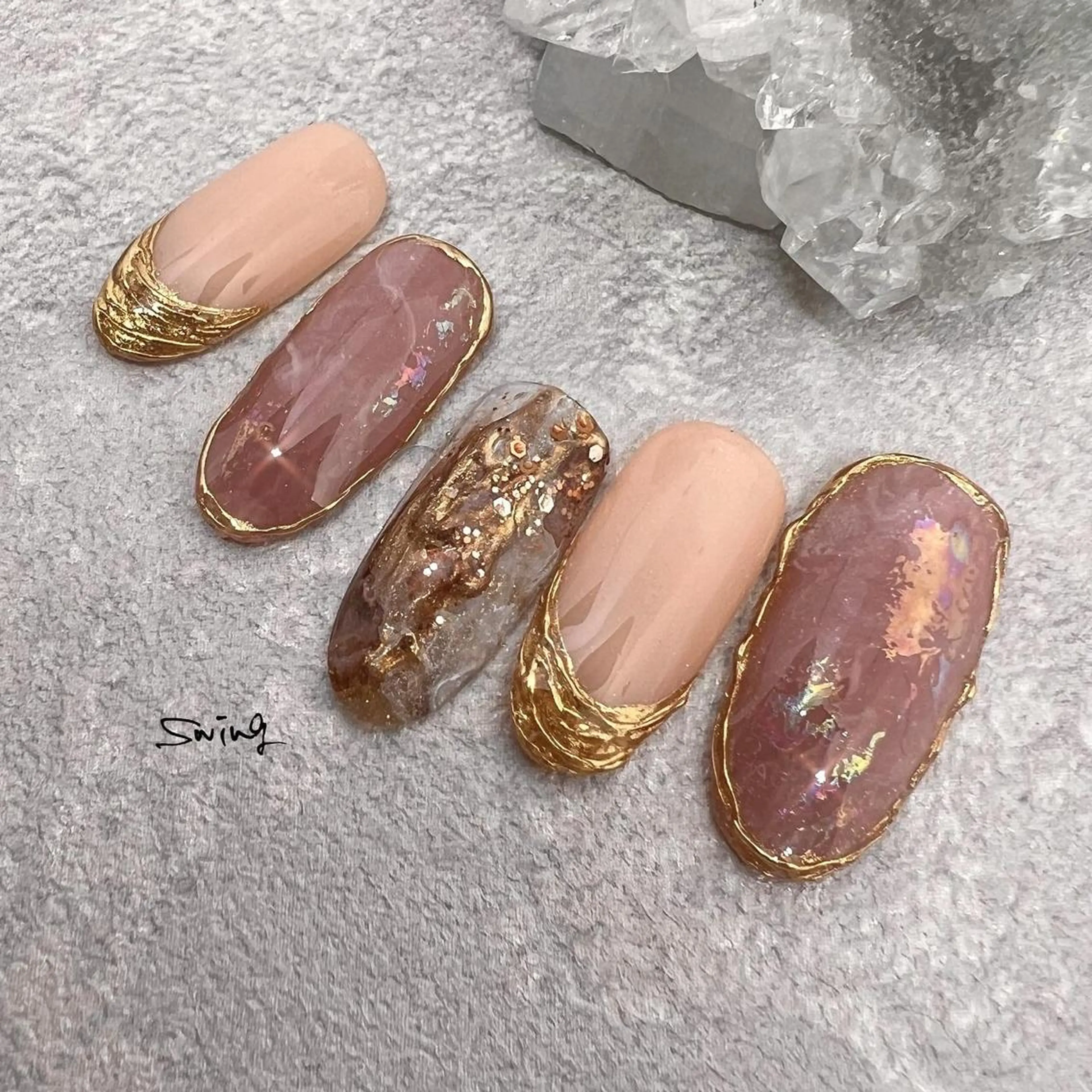 ネイル ニュアンスネイル ハンドネイル SWING Nail Salon所属・Yoshida Takakoのネイルデザイン