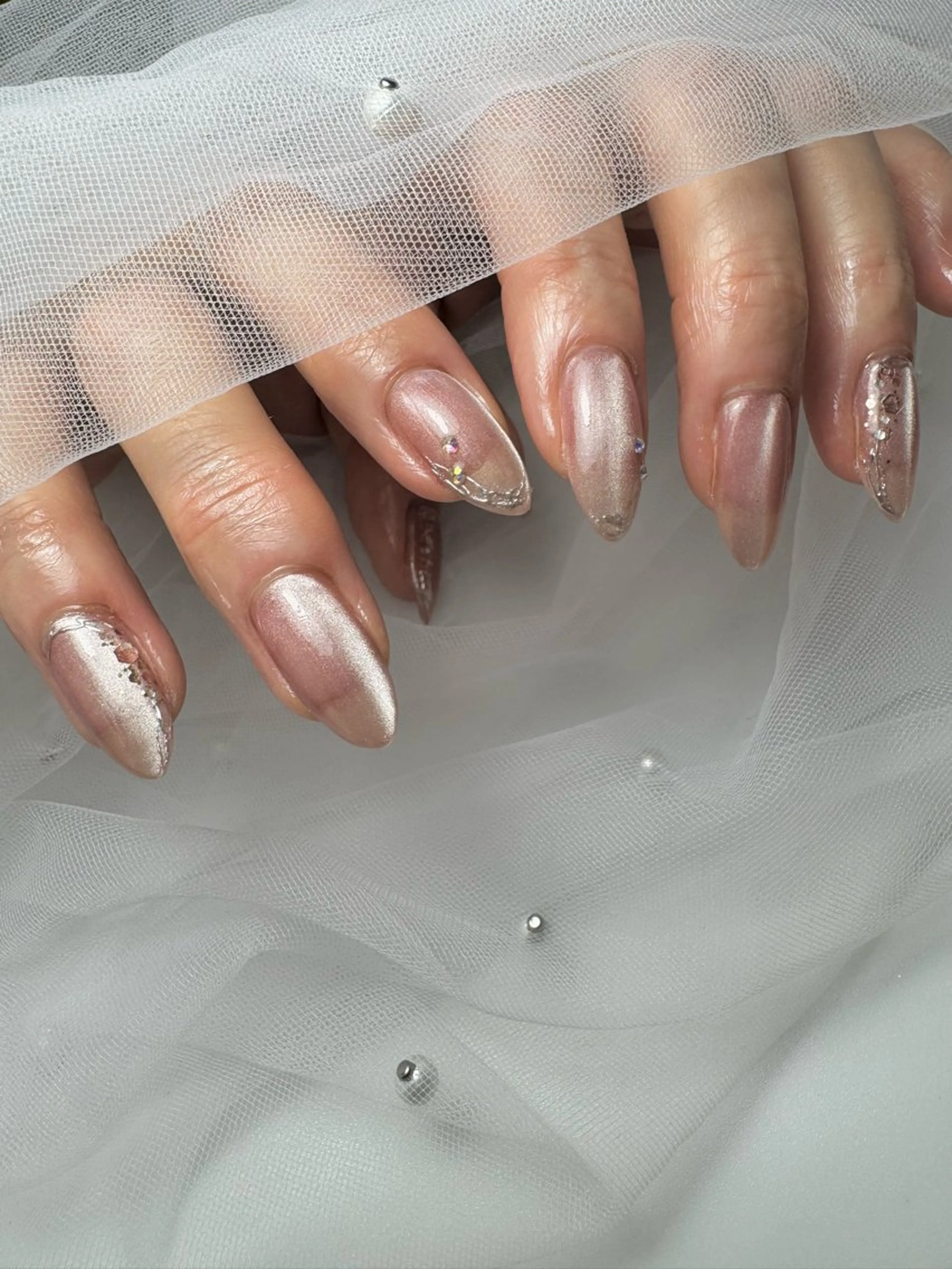 ネイル マグネットネイル ハンドネイル 白日-hakubi nail-のネイルデザイン
