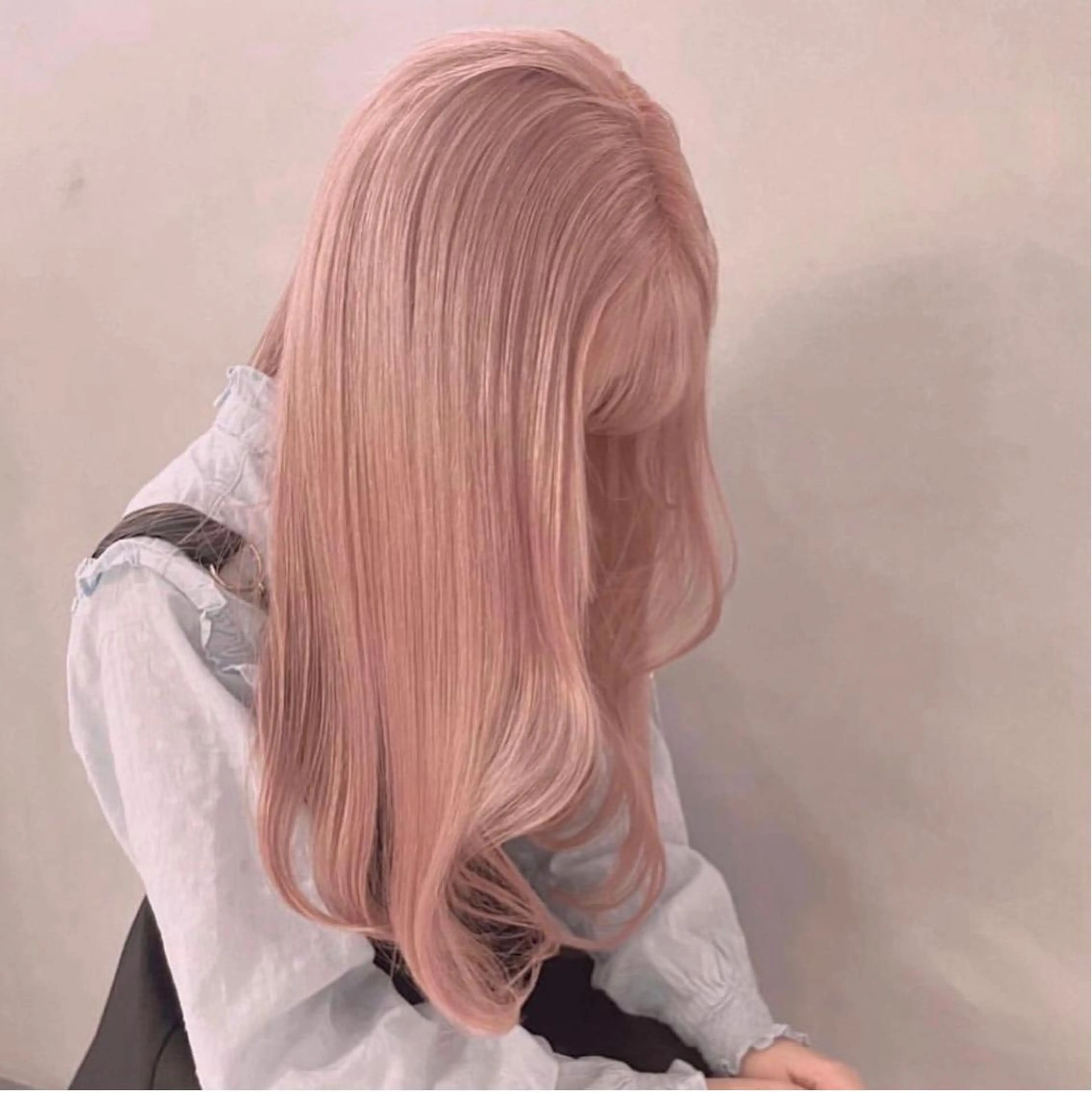 セミロング カラー ピンクカラー トップスタイリスト こうすけのヘアスタイル