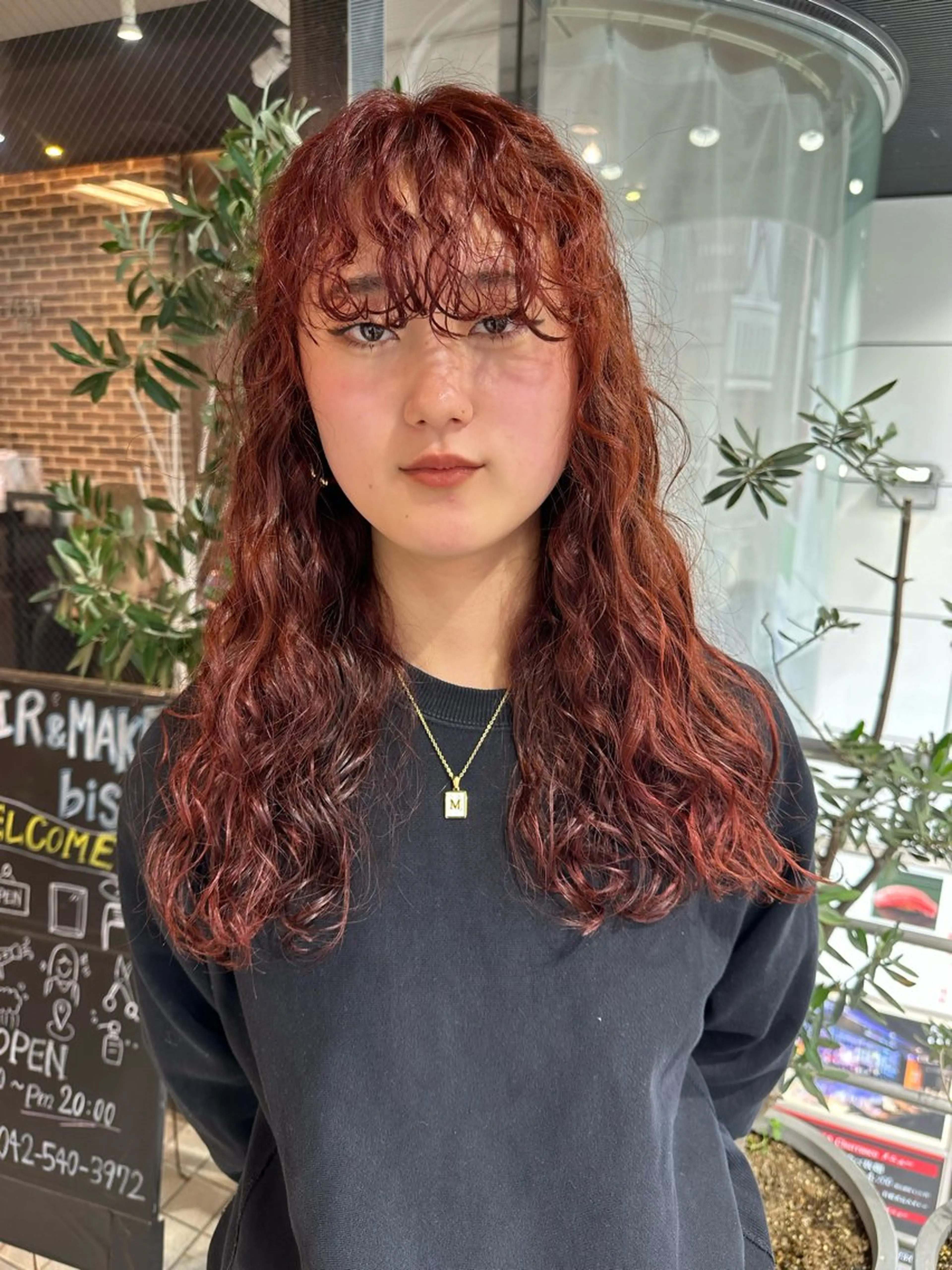 カラー ブリーチ ケアブリーチ ダブルカラー ハイトーンカラー インナーカラー ヘアカラー 暗髪/レイヤー/ボブ 🪩💫KAYOのヘアスタイル