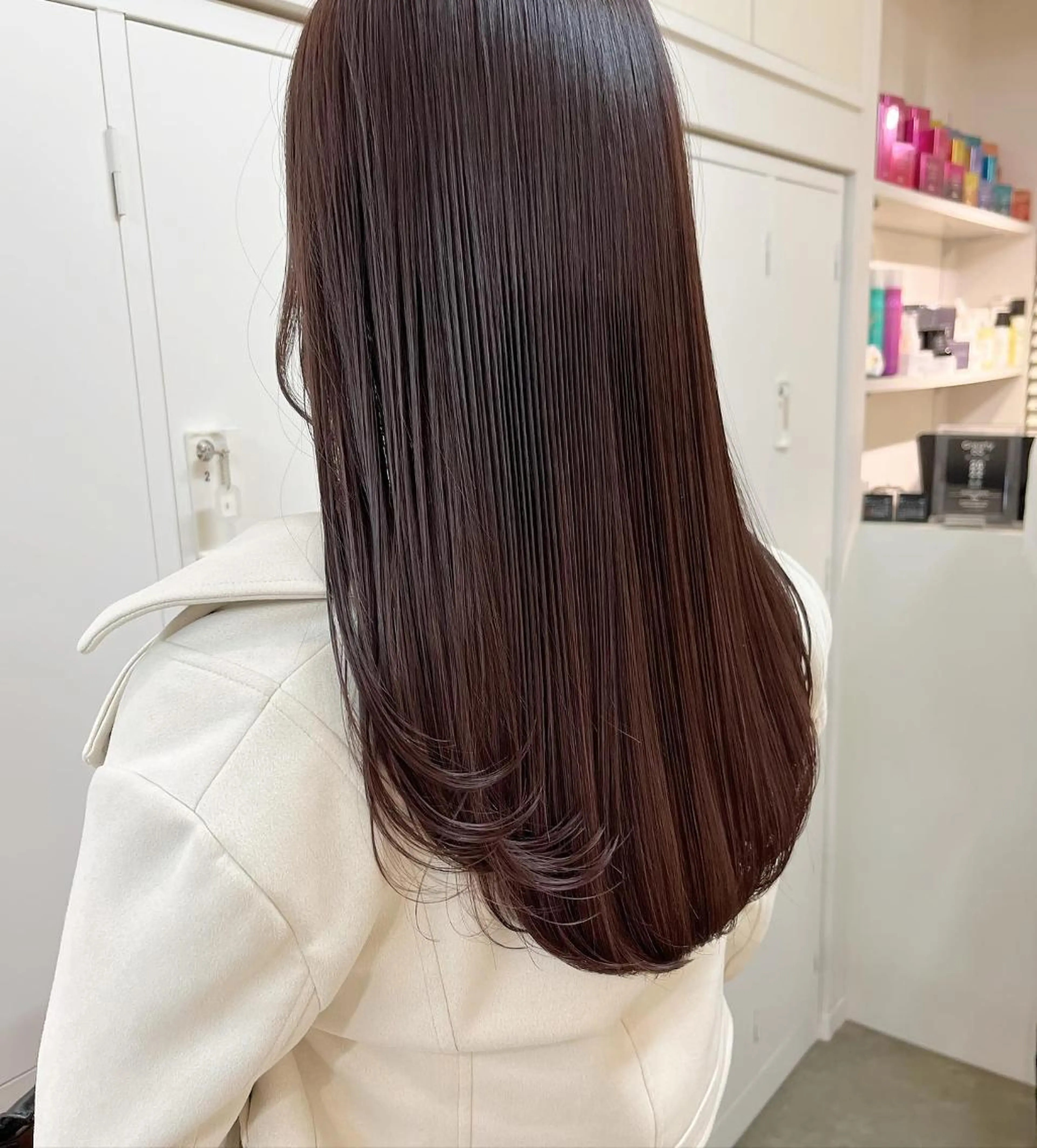 ミディアム カラー ヘアアレンジ ベージュカラー 透明感カラー グラデーションカラー グレージュ ハイライトカラー 韓国/髪質改善💘 櫻井かれんのヘアスタイル