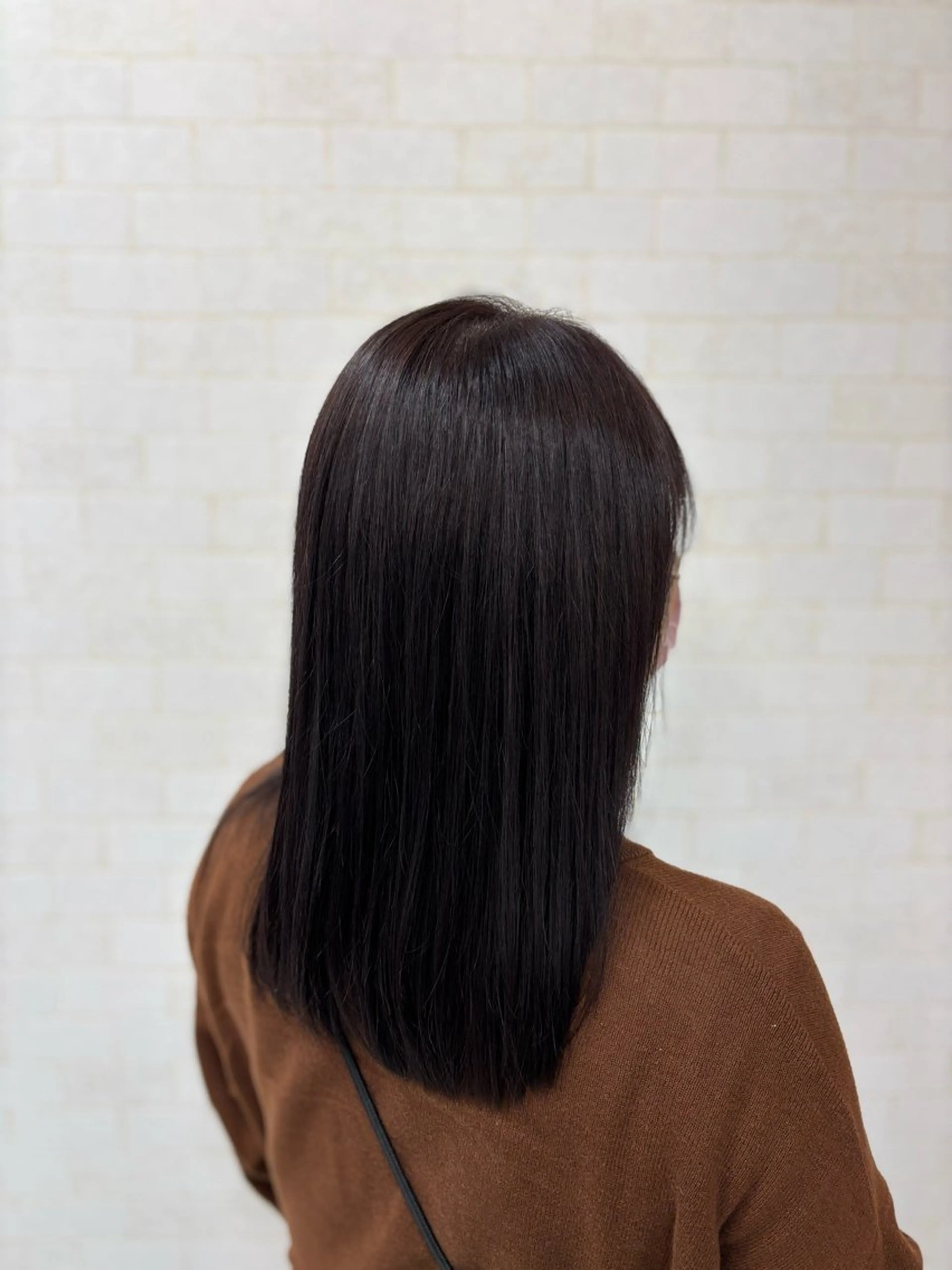 セミロング カラー ブラウンカラー モカブラウン トリートメント カット 縮毛矯正 中尾 文架のヘアスタイル