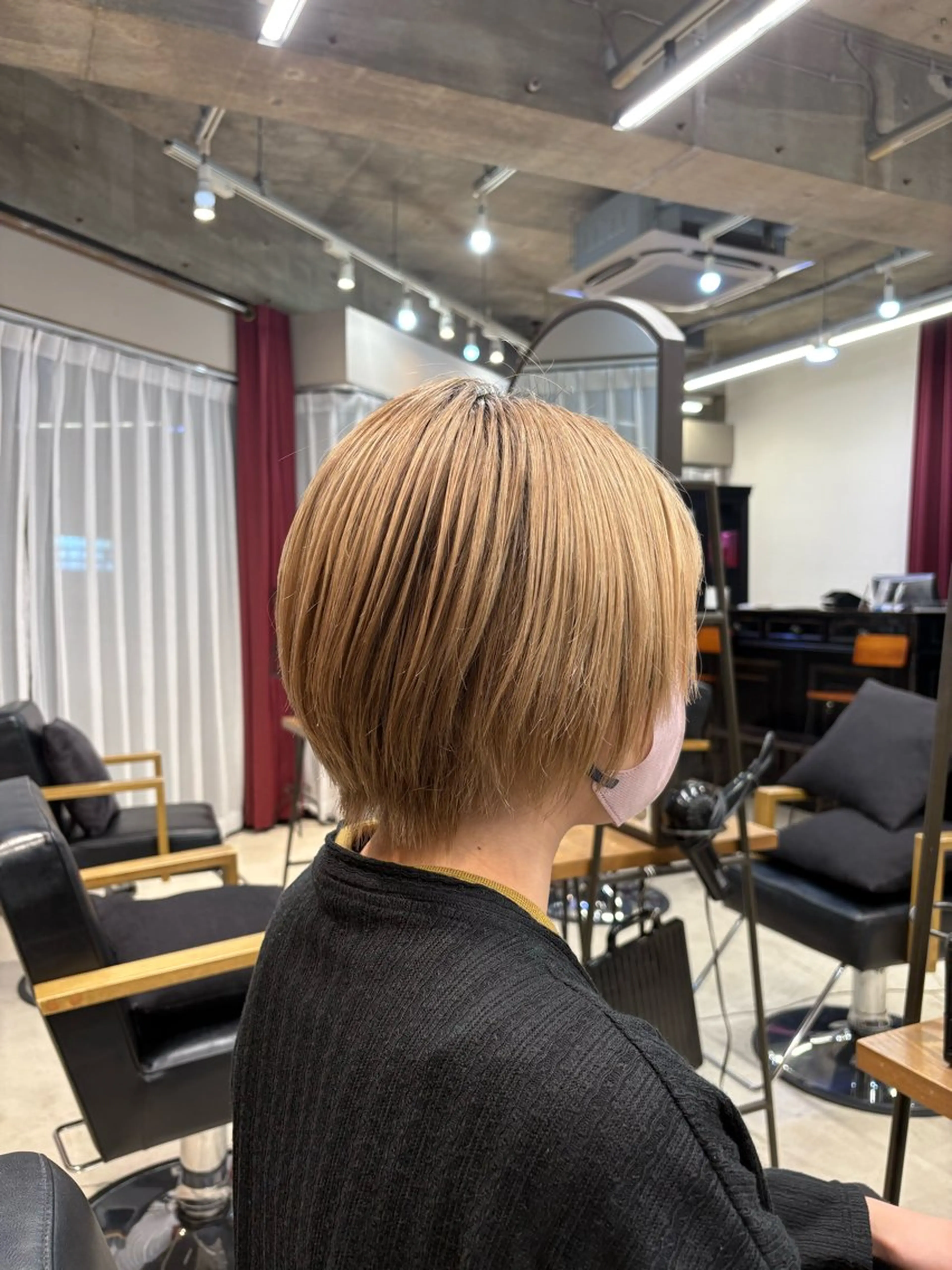 ショート ショートボブ ボブ ショートヘア SiSTA 自由が丘所属・自由ヶ丘 ボブ/レイヤーのヘアスタイル