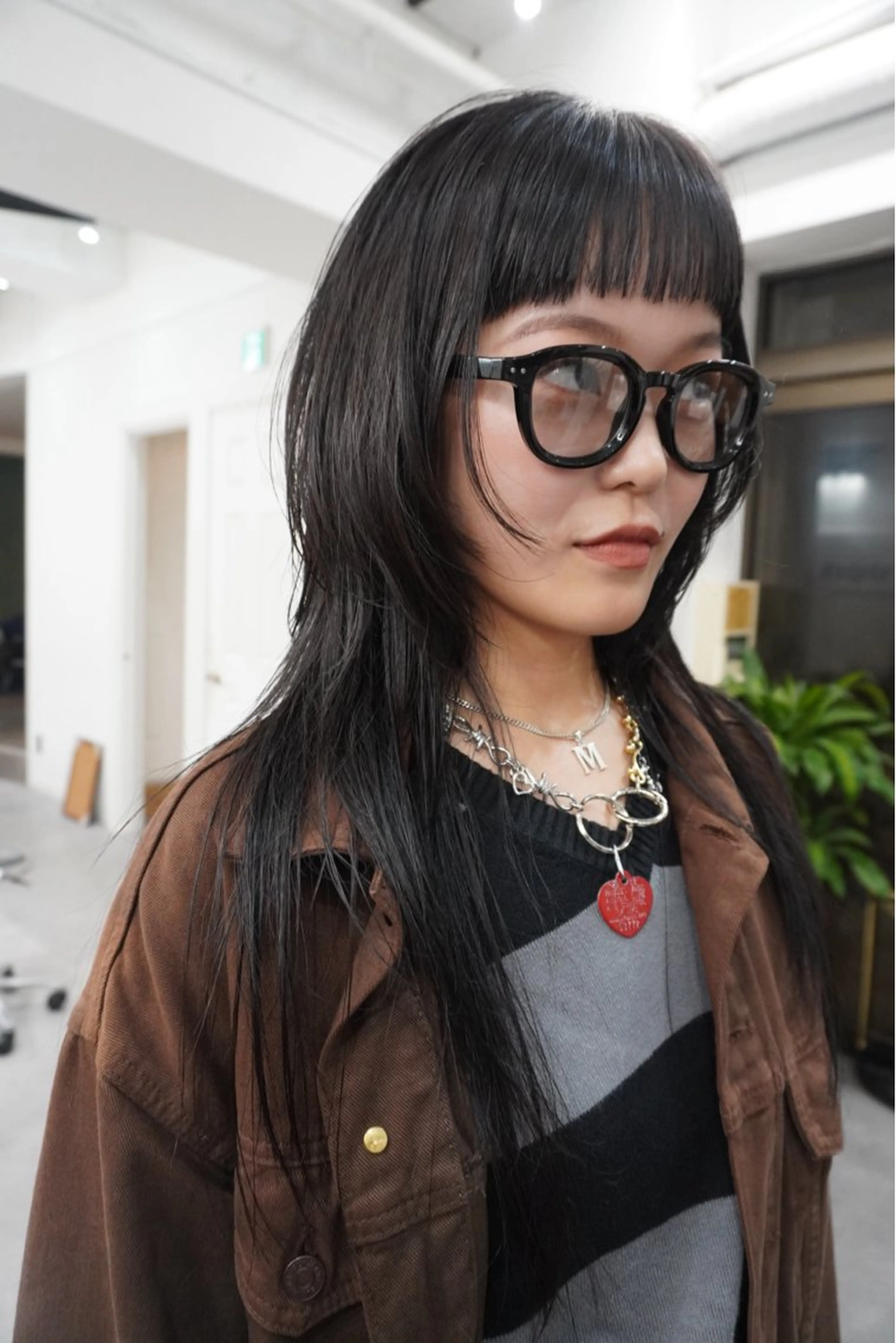 セミロング カラー ハッシュカット カット ヘアカラー トリートメント レイヤー／似合わせ TAKUYAのヘアスタイル