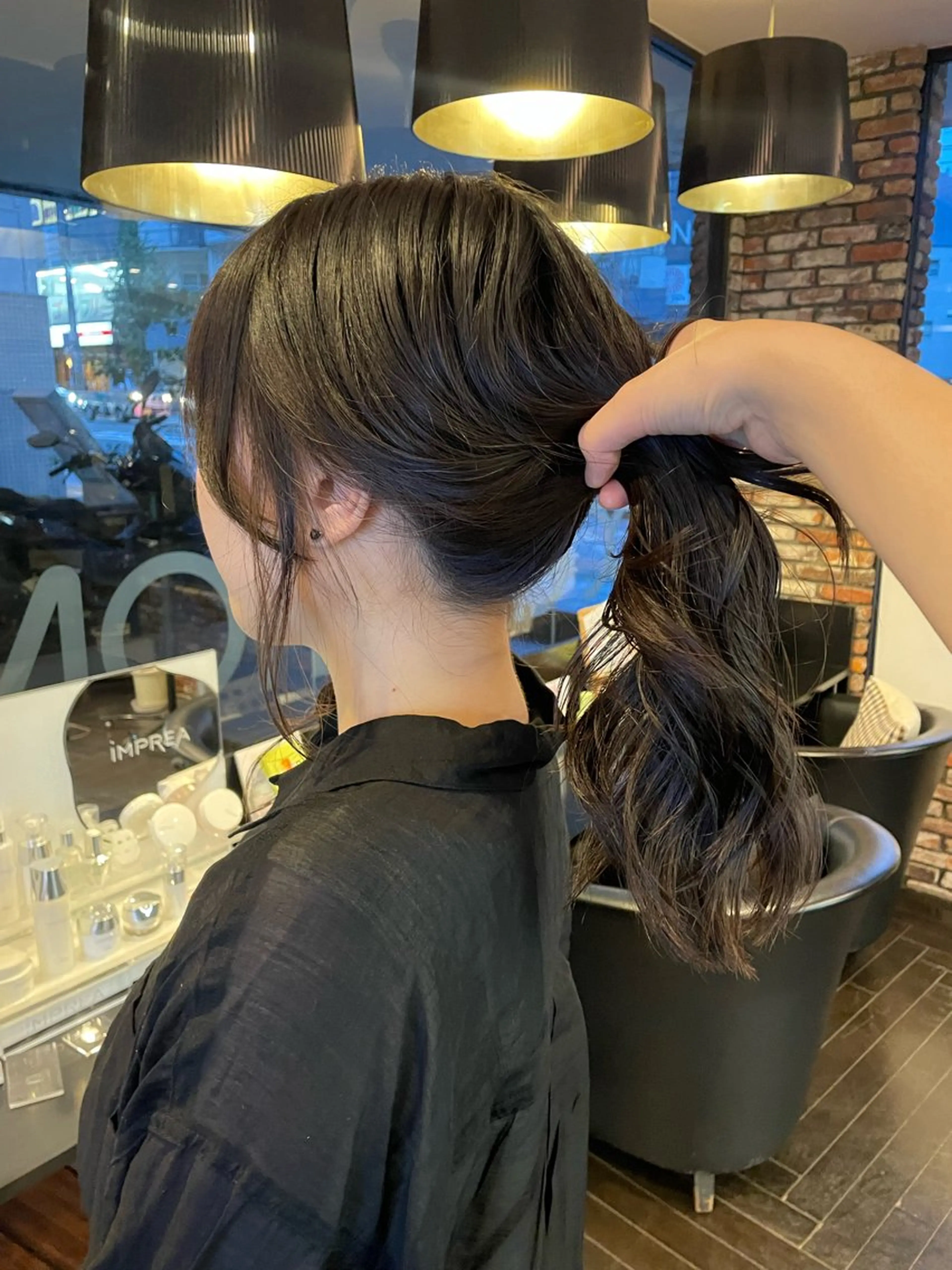 ロング 顔周りカット マ オのヘアスタイル