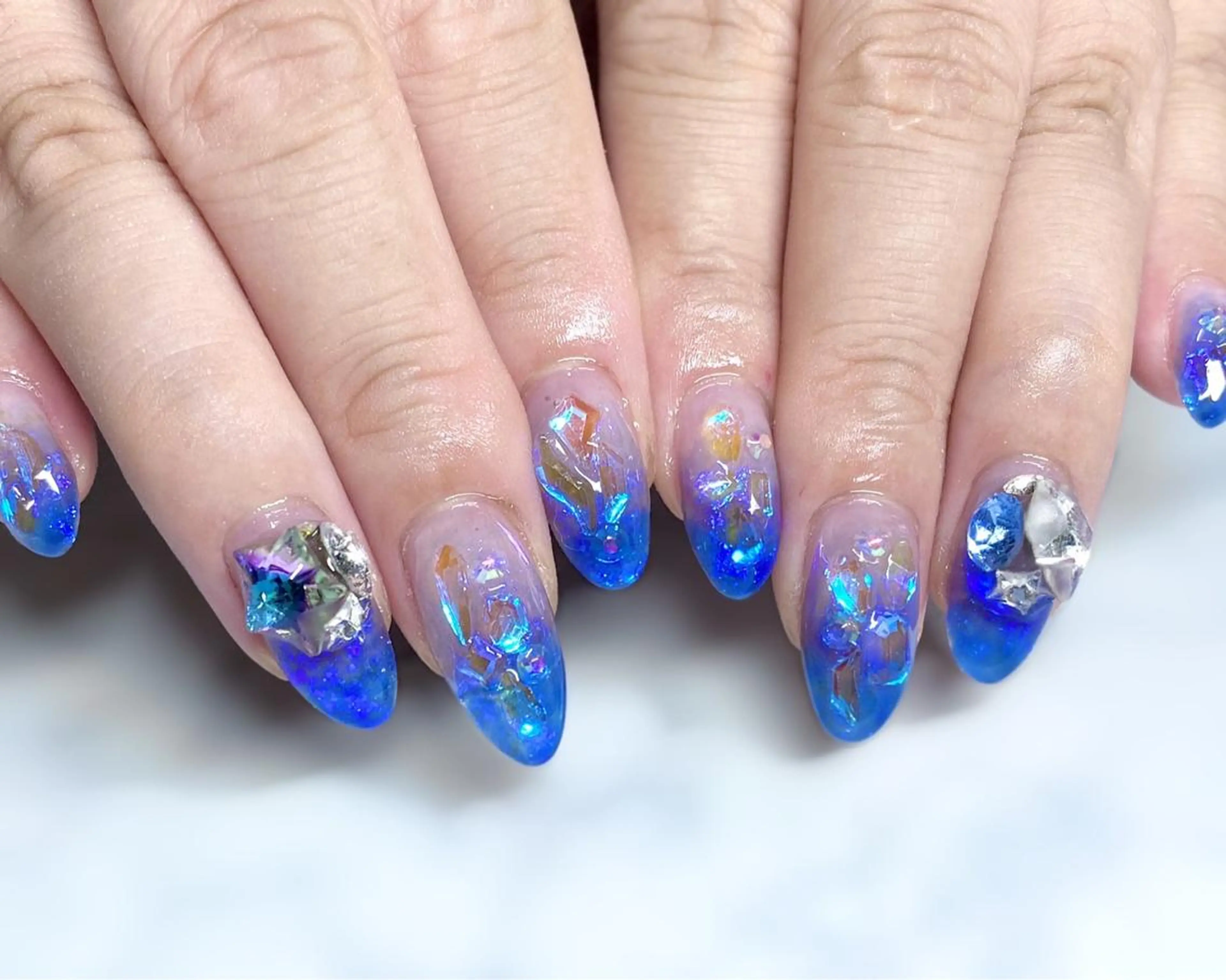 ネイル キラキラネイル 韓国ネイル Chou2jip 古賀繪里加のマツエク・マツパデザイン