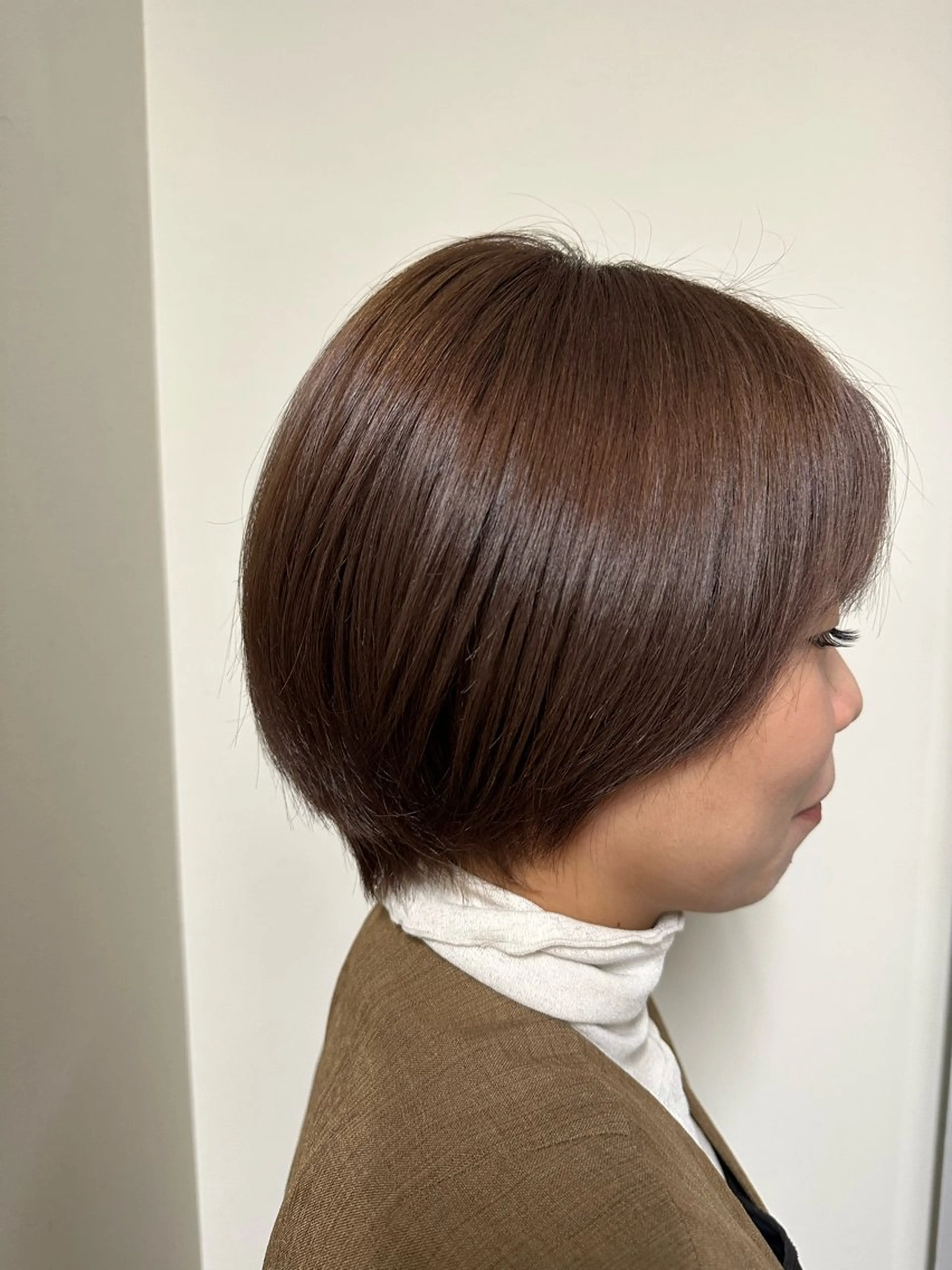 ショート カラー ブリーチ ブラウンカラー ケアブリーチ ピンクカラー ピンクブラウン 小顔カット✨ 透明感カラー✨kyoのヘアスタイル