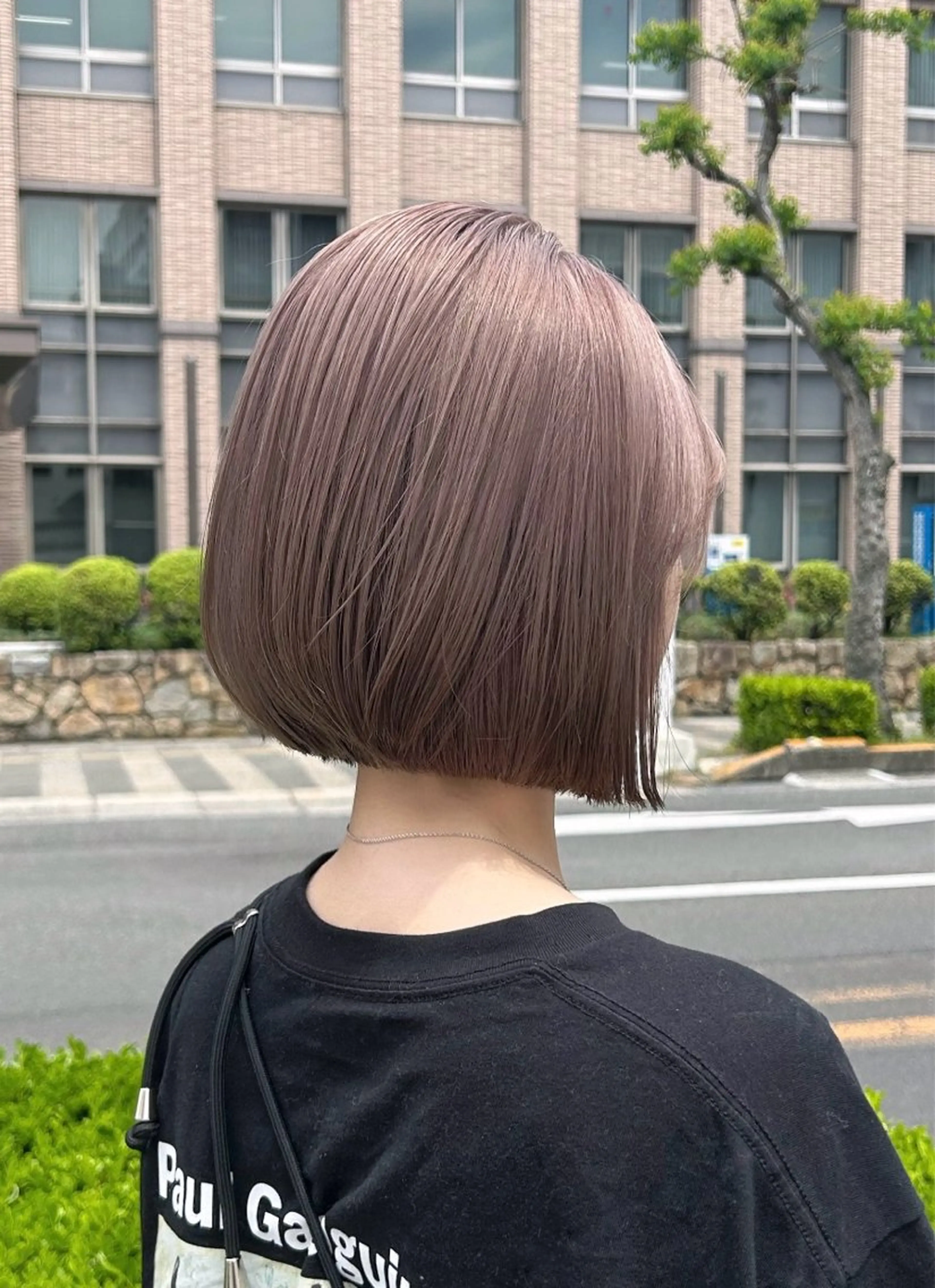 ブリーチなしダブルカラー＋カットの写真