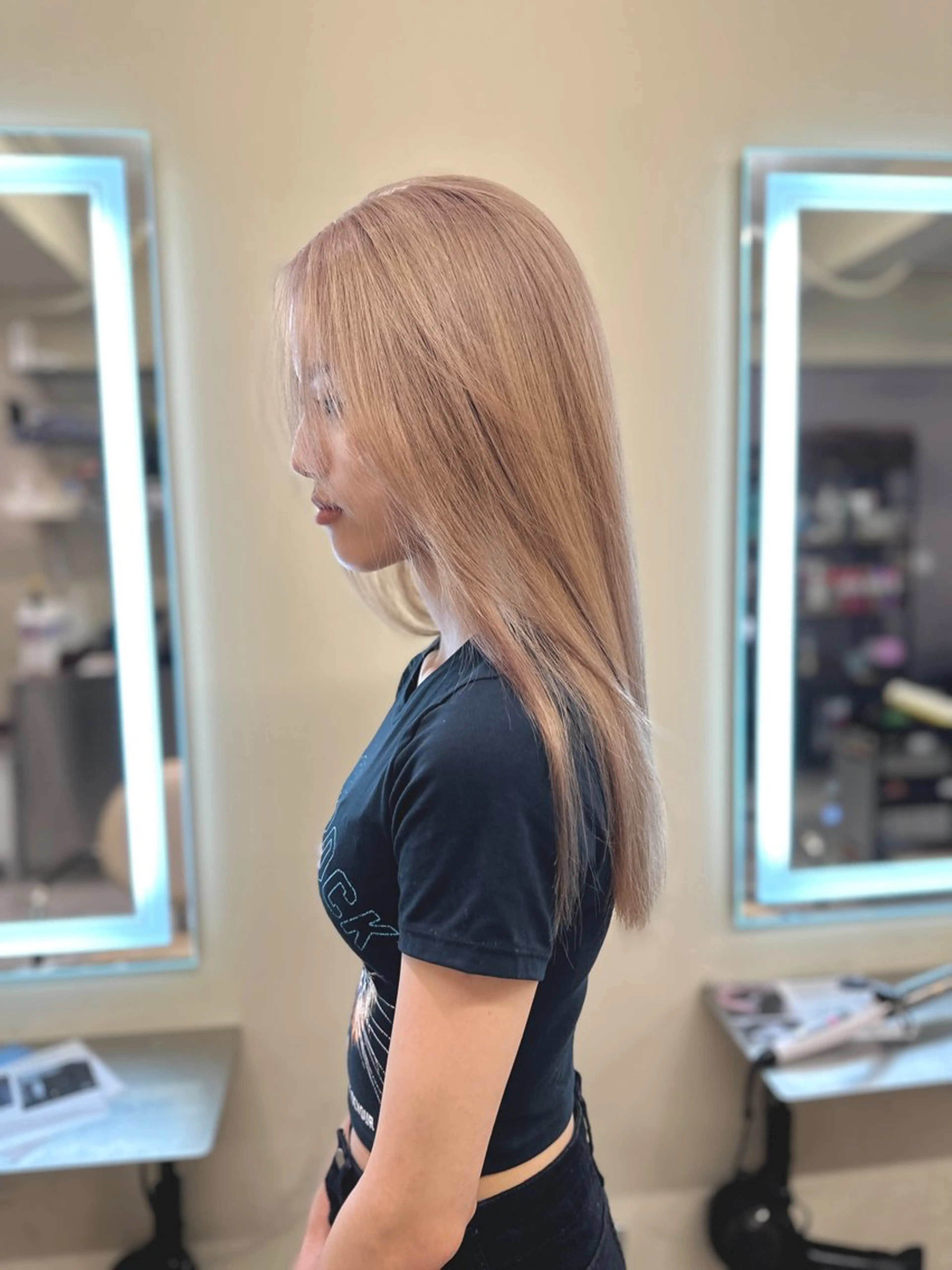 ロング カラー アディクシーカラー バレイヤージュ ブリーチ デザインカラー ダブルカラー レイヤーカット nude ヘア大和のヘアスタイル