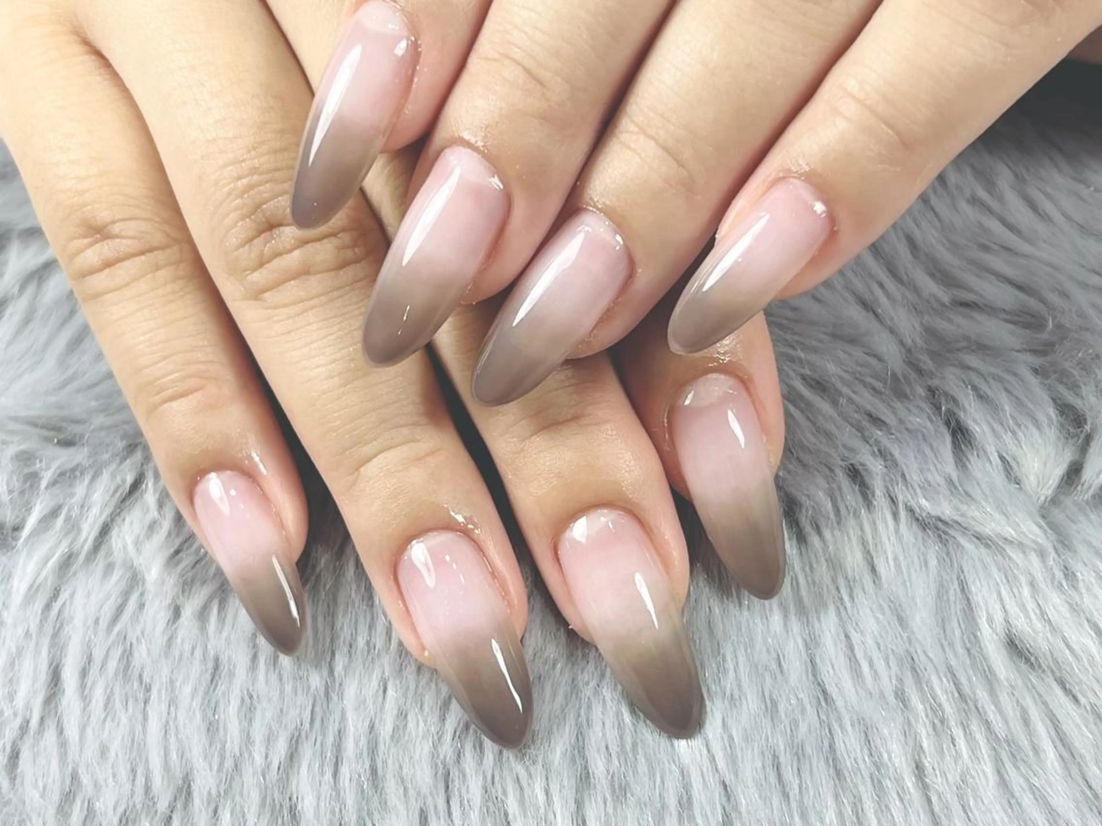 ネイル ブラウン グラデーション スカルプネイル Salute本店 森崎友紀恵のネイルデザイン