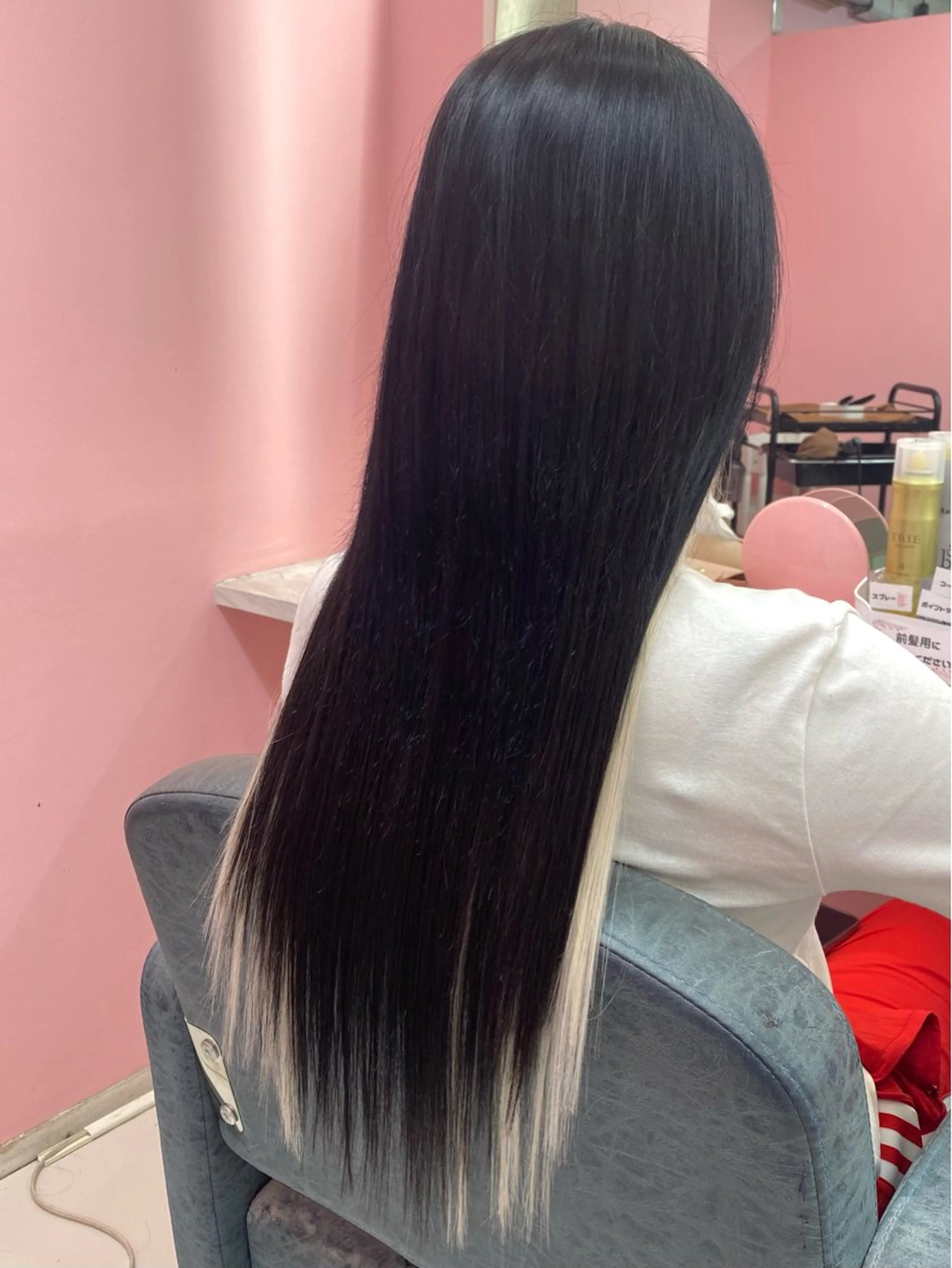 ロング illfrere MOMOKAのヘアスタイル