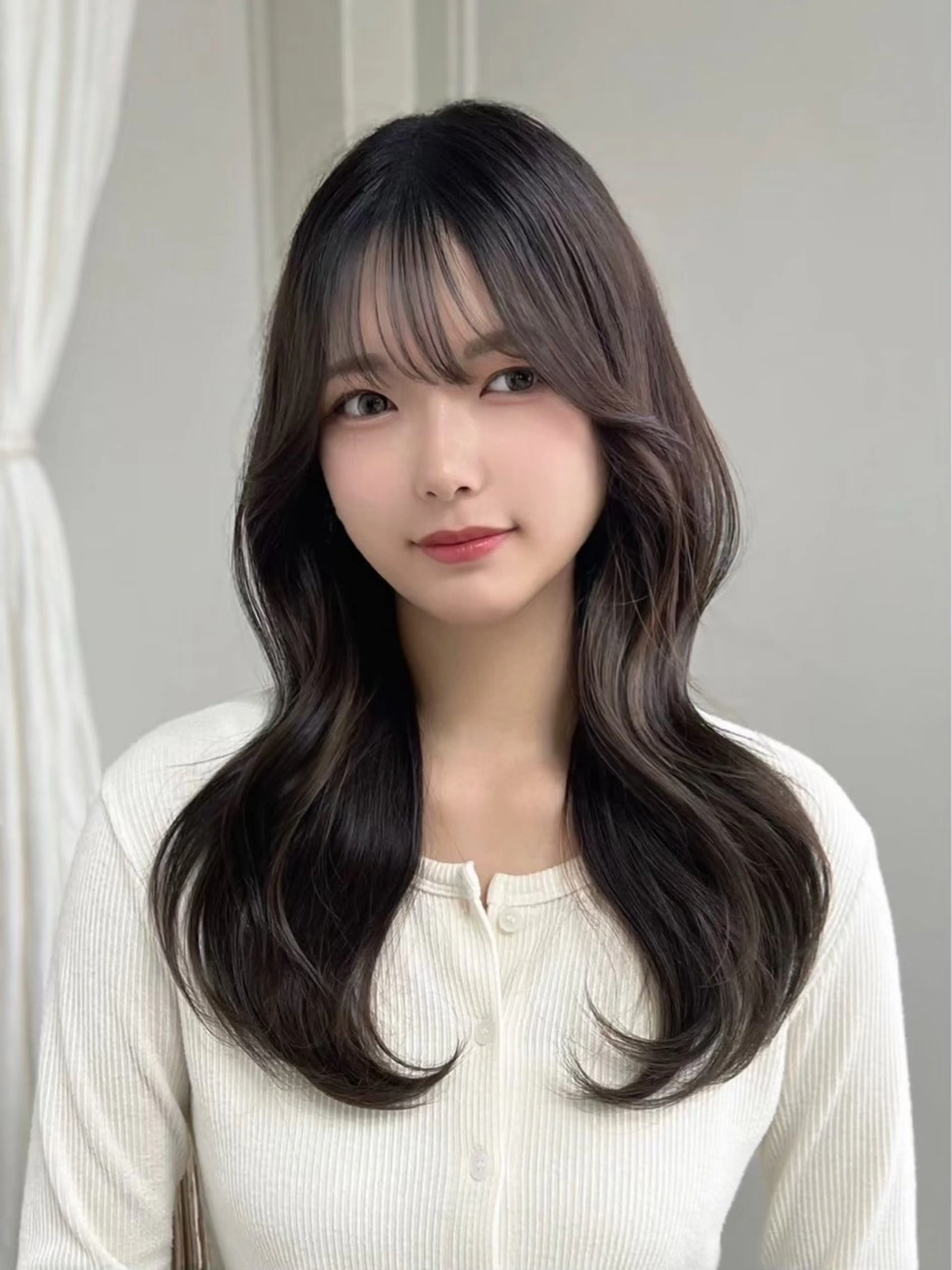 ロング カット ヘアカラー 天王寺/韓国ヘア/ 透明感カラーのヘアスタイル