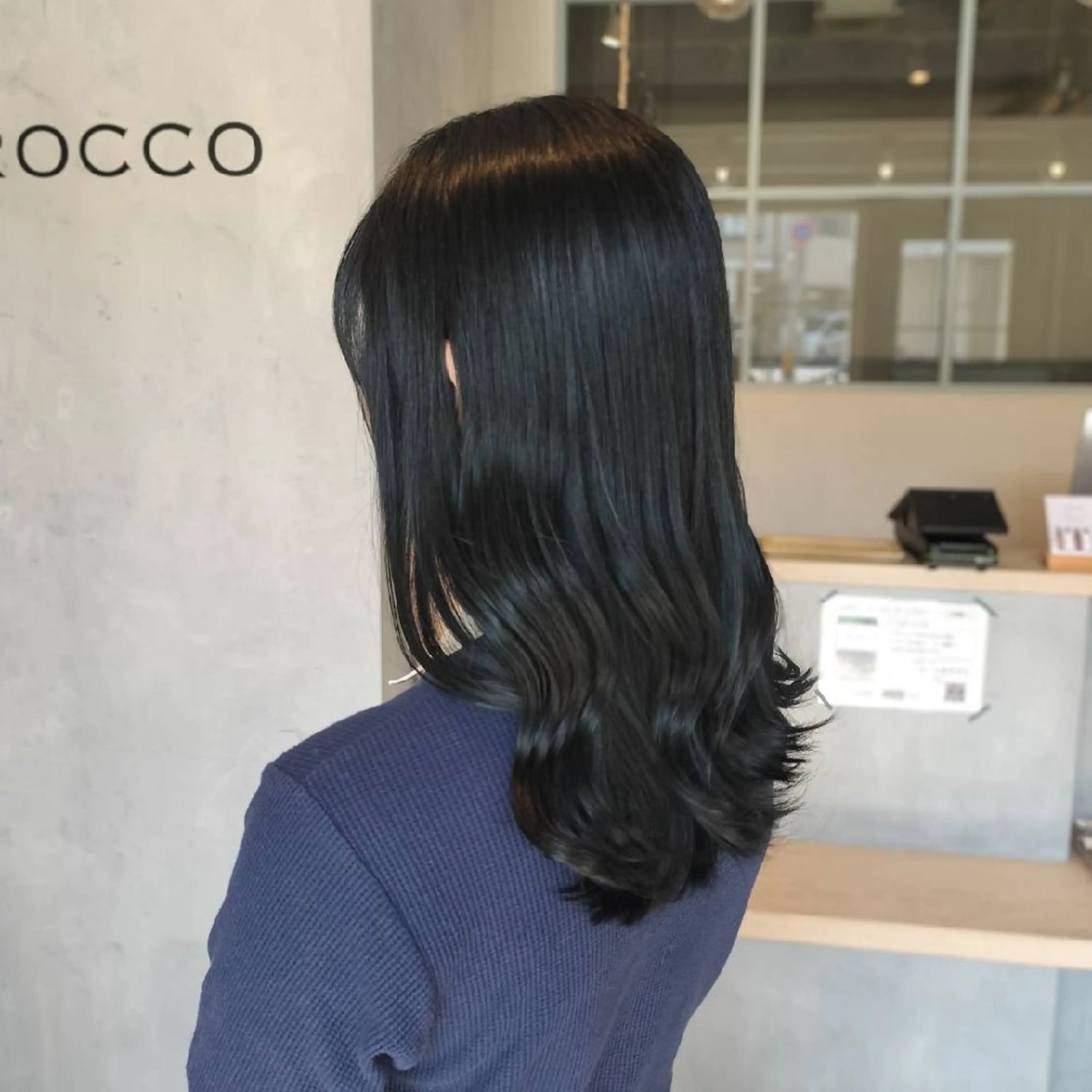 セミロング ヘアカラー ROCCO ひなこのヘアスタイル