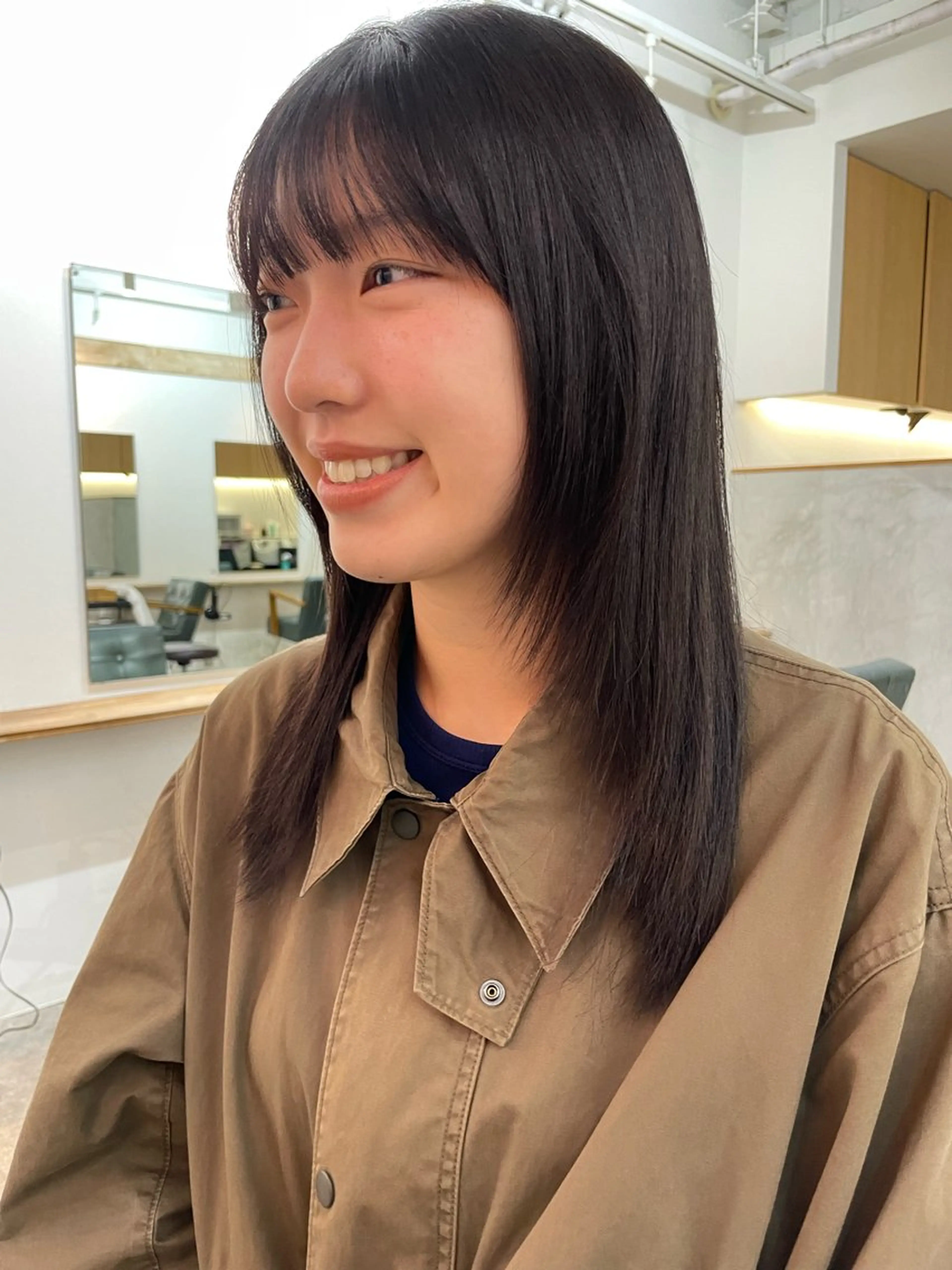 ロング 顔まわりレイヤー 顔周りカット レイヤーカット 水野谷愛/ボブ/ レイヤー/暖色カラーのヘアスタイル