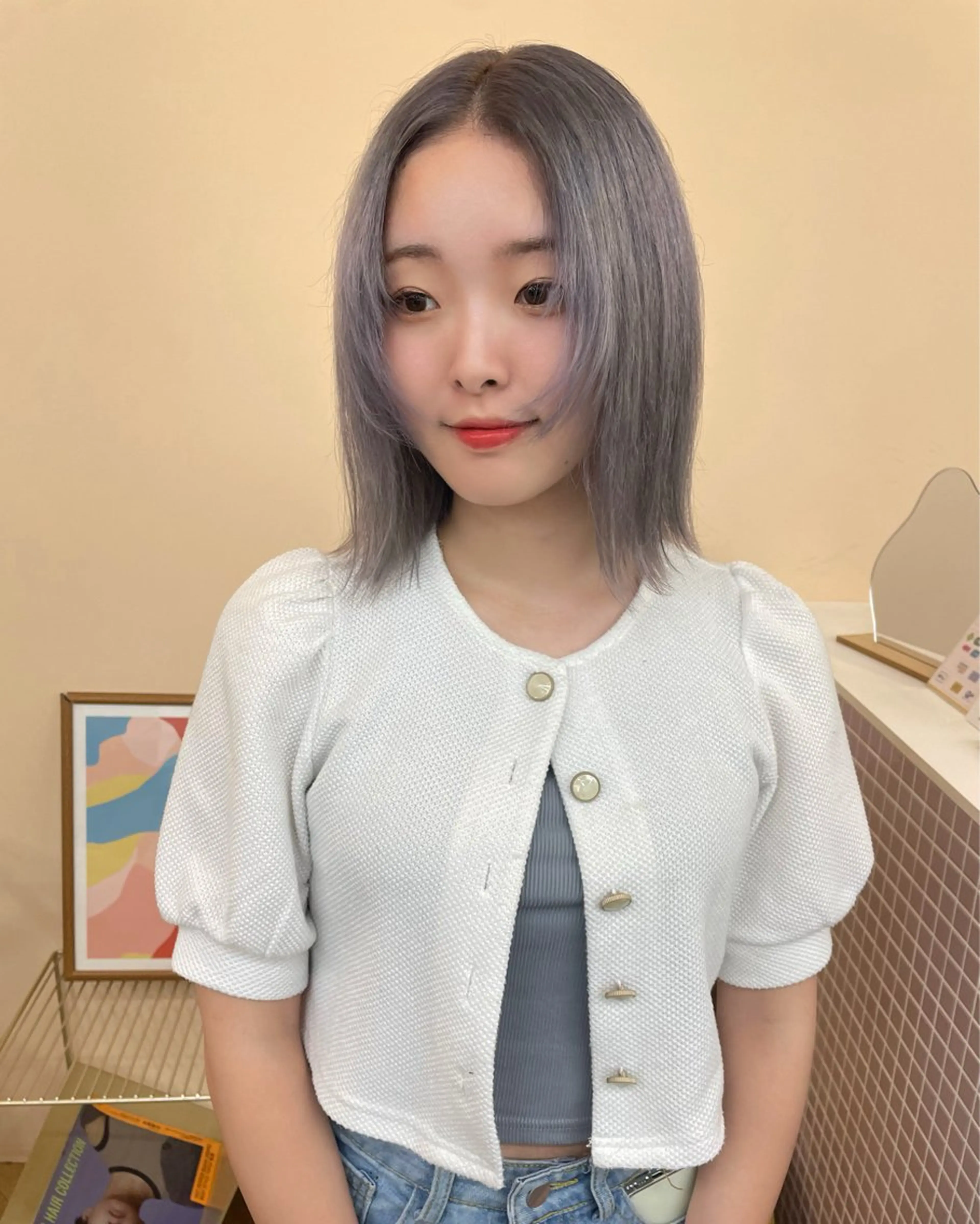 ショート カラー ヘアカラー トリートメント ブリーチカラー/ ハイトーン/ゆうあのヘアスタイル